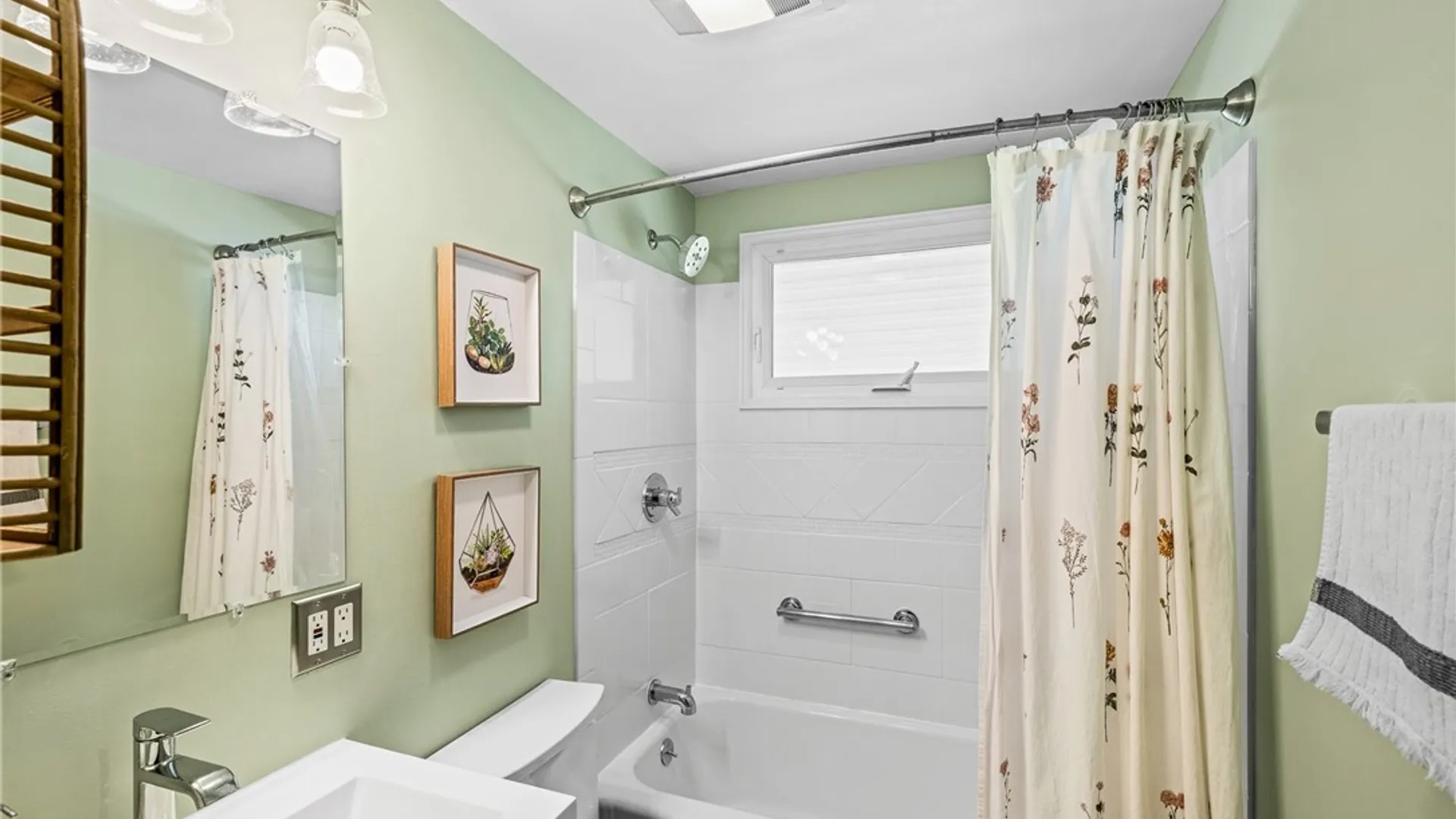 Property at 30 Benson Drive, Lancaster, NY 14086 23