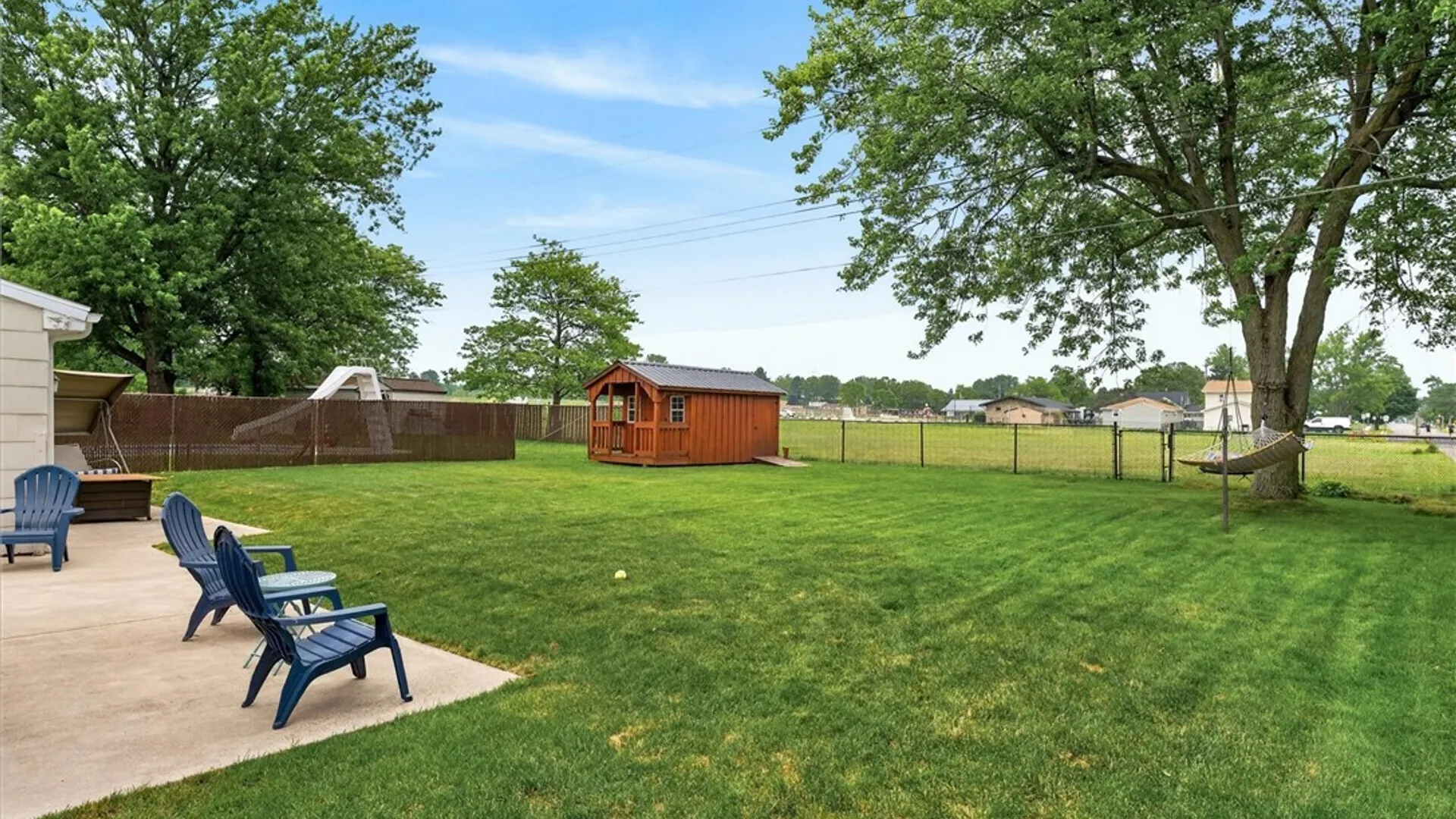 Property at 114 Chateau Court, Cheektowaga, NY 14043 37