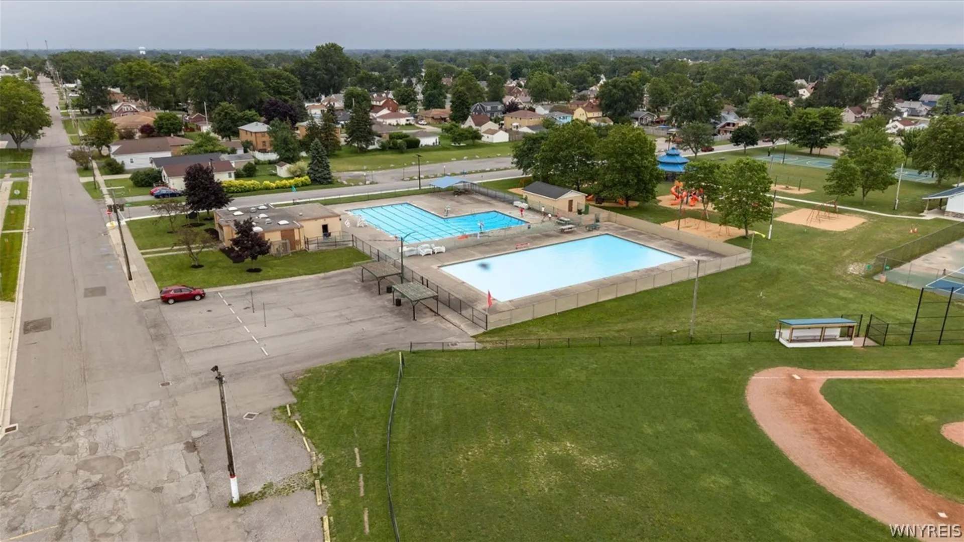 Property at 114 Chateau Court, Cheektowaga, NY 14043 43