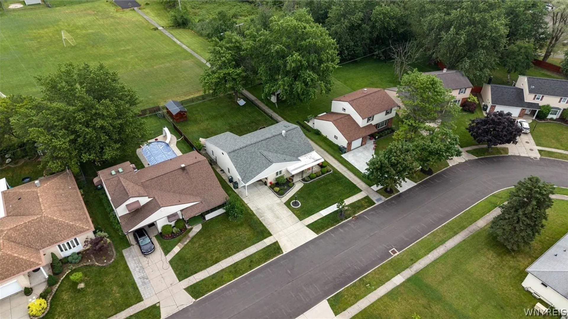 Property at 114 Chateau Court, Cheektowaga, NY 14043 45