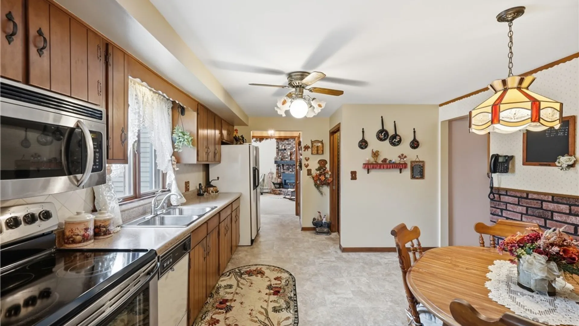 Property at 125 Brookside Terrace, Tonawanda, NY 14150 11