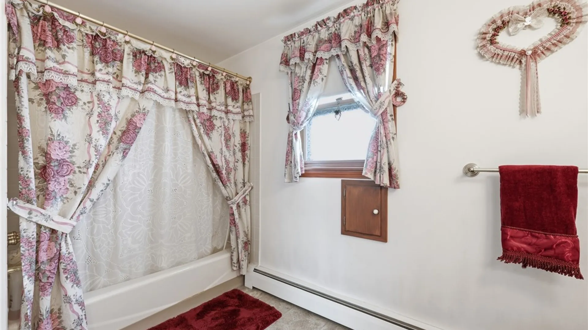 Property at 125 Brookside Terrace, Tonawanda, NY 14150 28