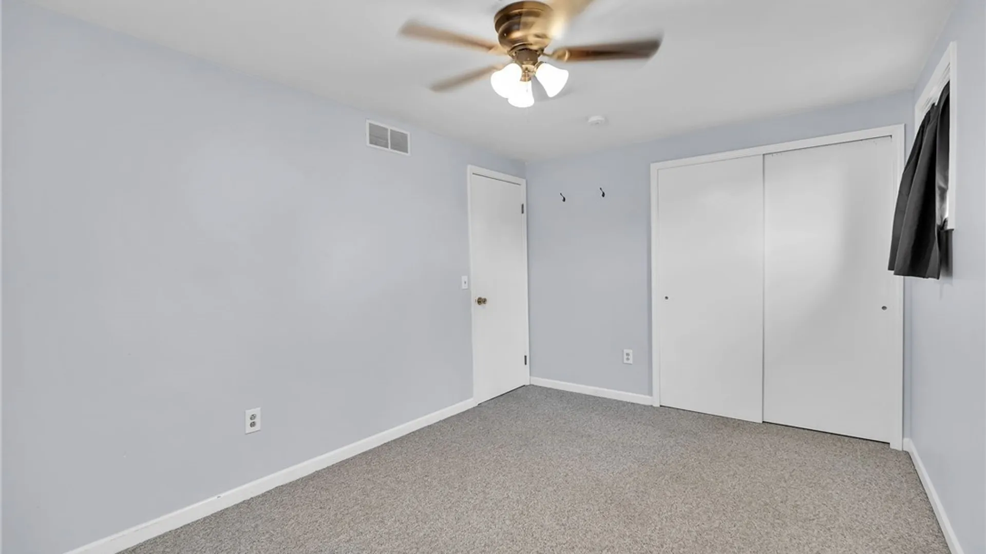 Property at 590 Potters Road, West Seneca, NY 14224 33