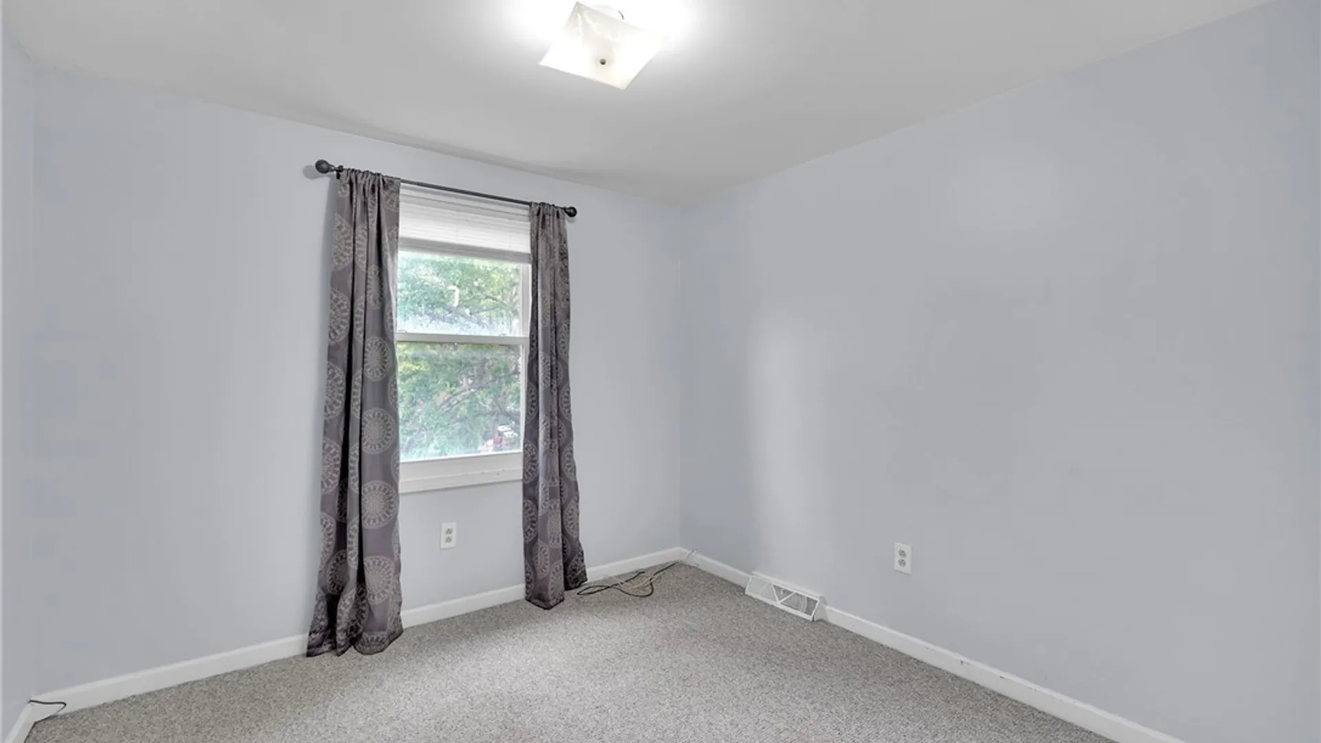 Property at 590 Potters Road, West Seneca, NY 14224 36