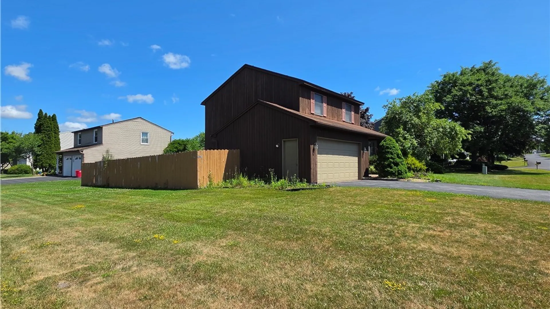 Property at 7698 Dominion Parkway, Clay, NY 13090 3