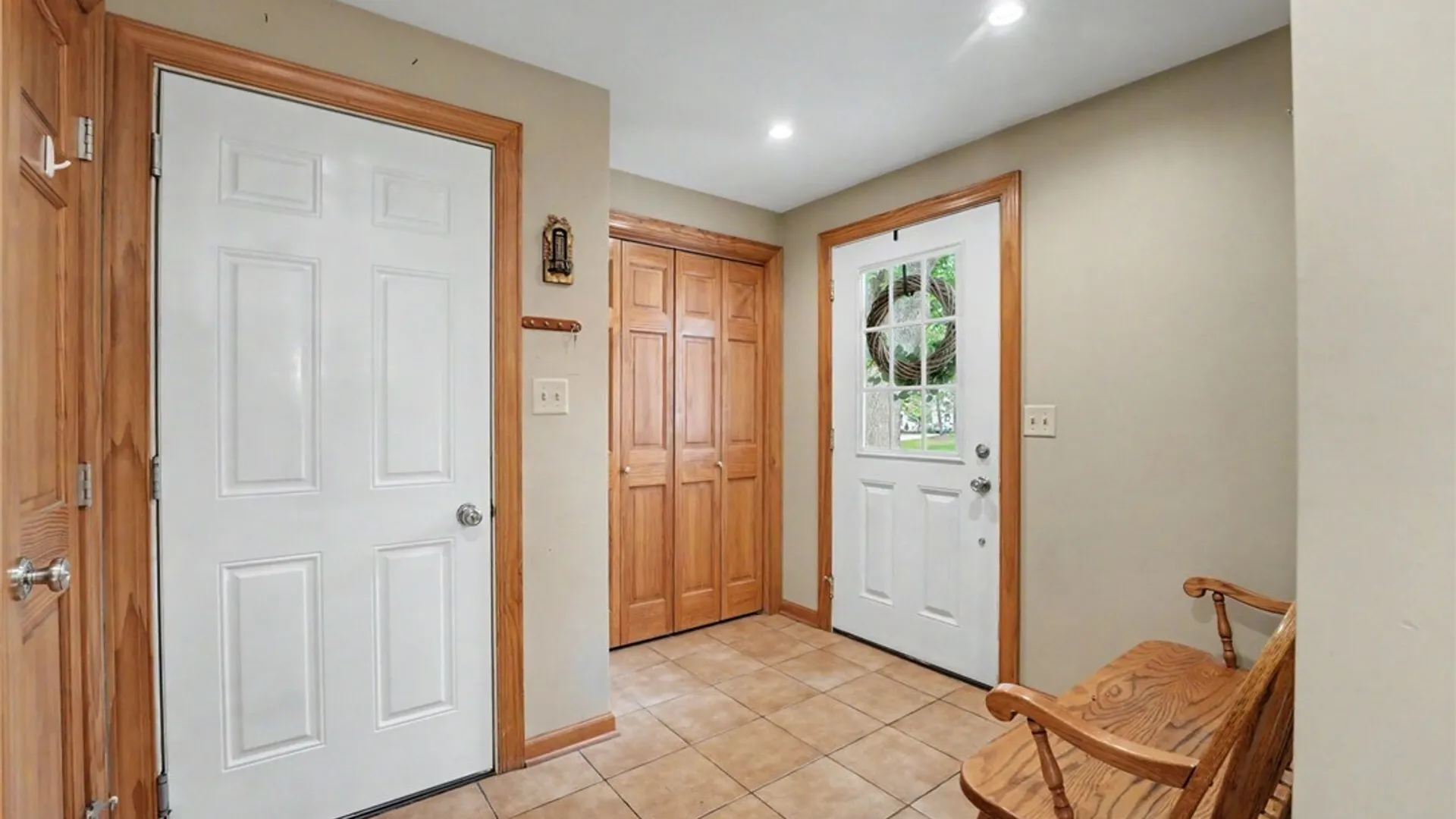 Property at 70 Briarhill Road, Amherst, NY 14221 3