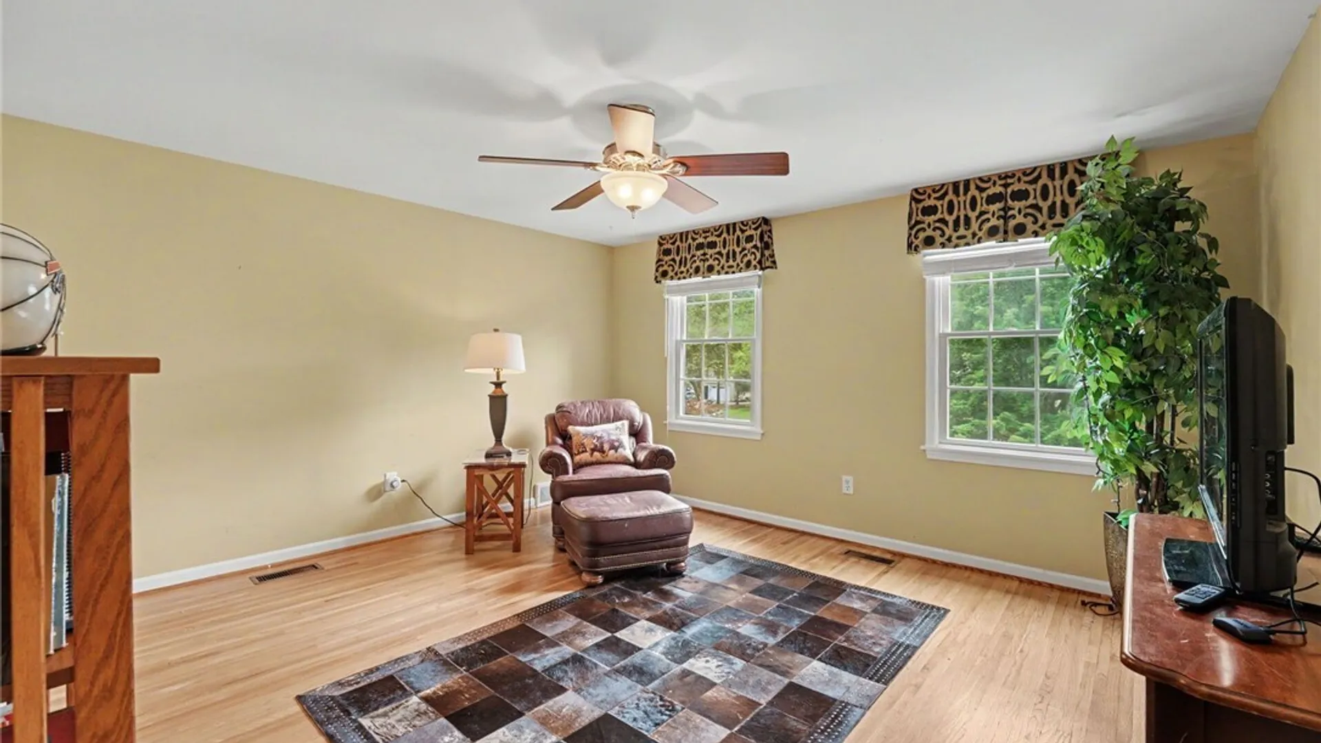 Property at 70 Briarhill Road, Amherst, NY 14221 32