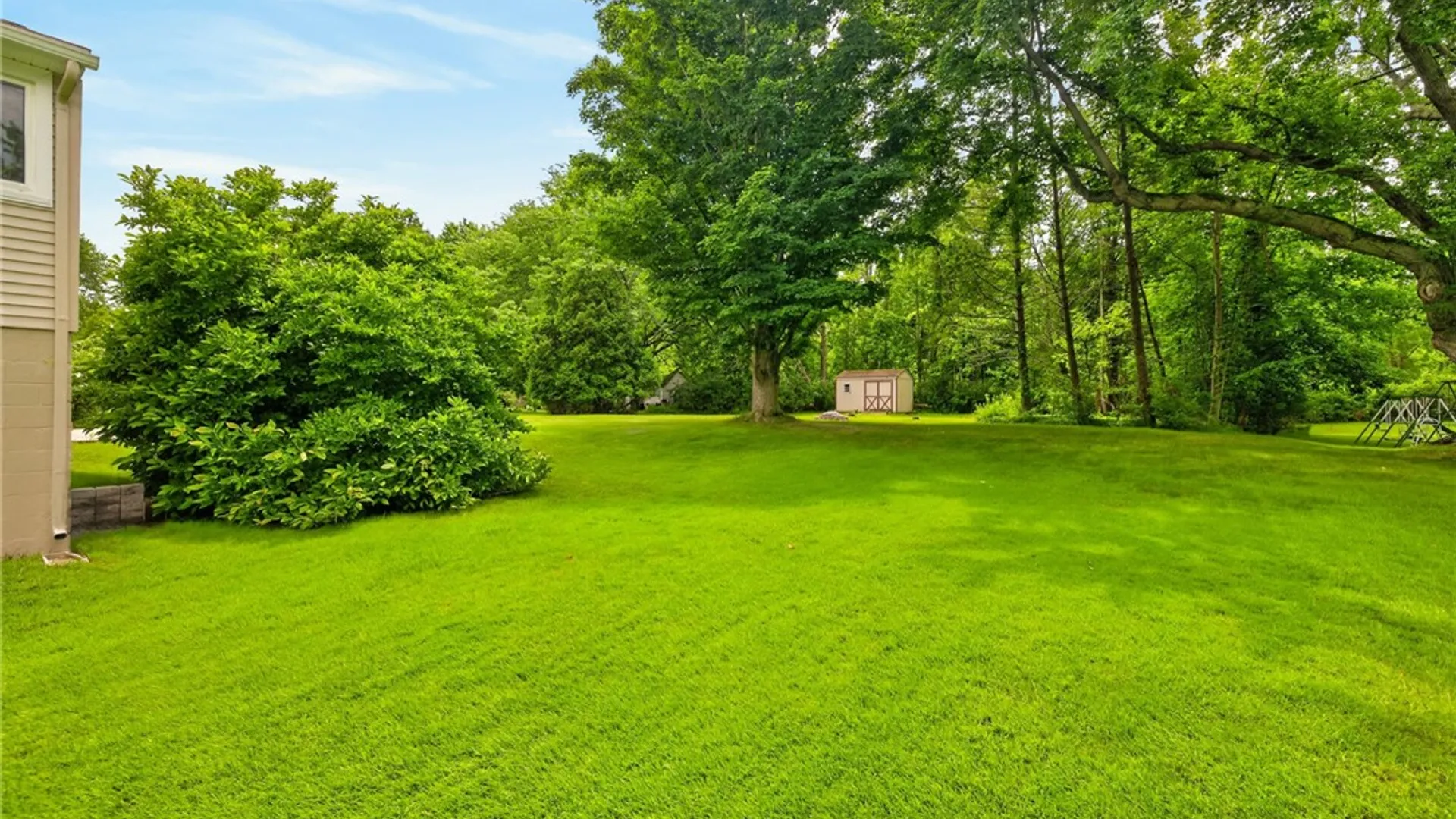 Property at 1219 Wall Road, Webster, NY 14580 23