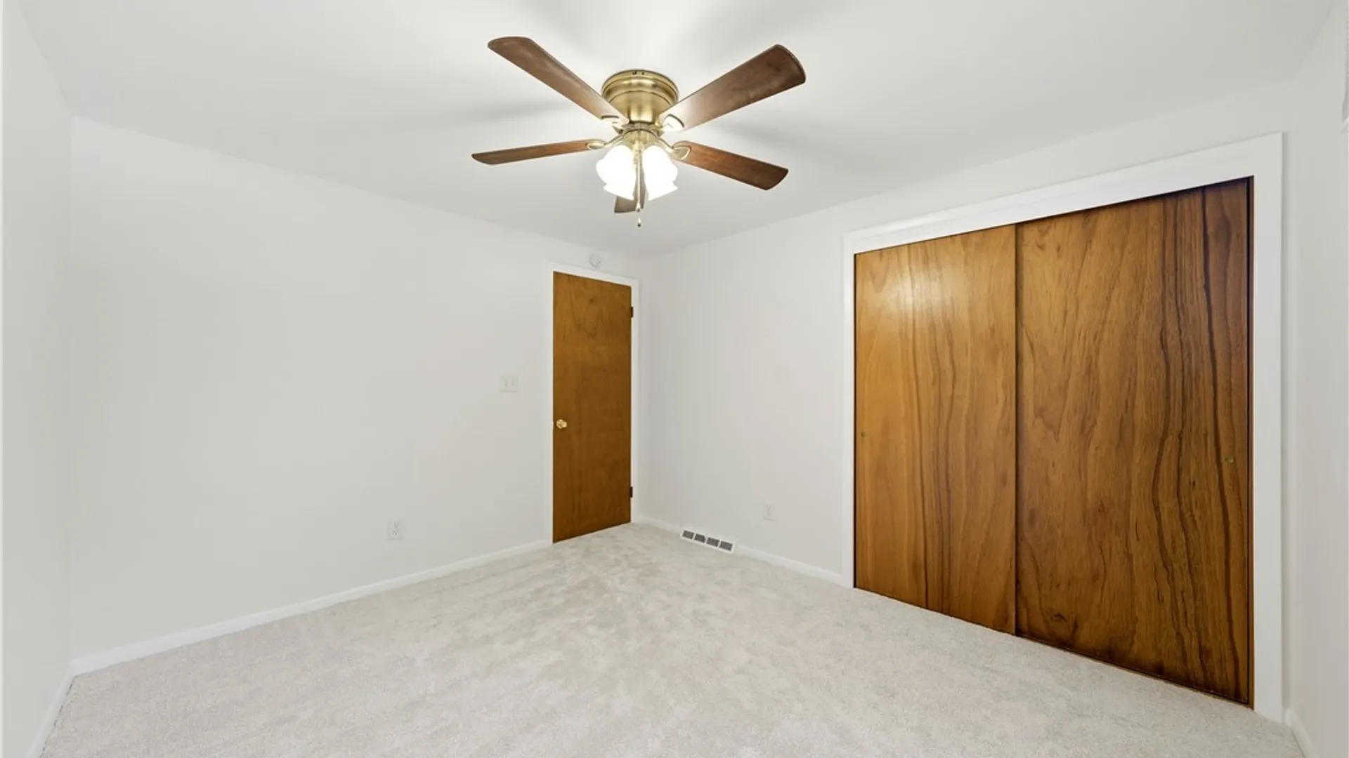 Property at 308 Patrice Terrace, Amherst, NY 14221 32