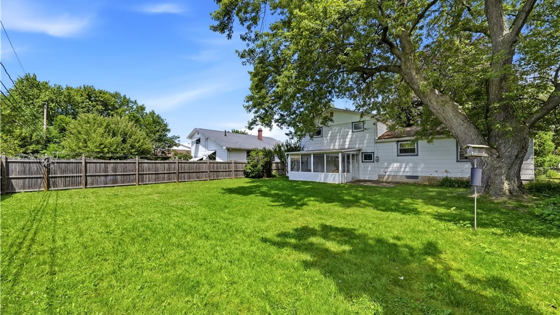 Property at 308 Patrice Terrace, Amherst, NY 14221 4