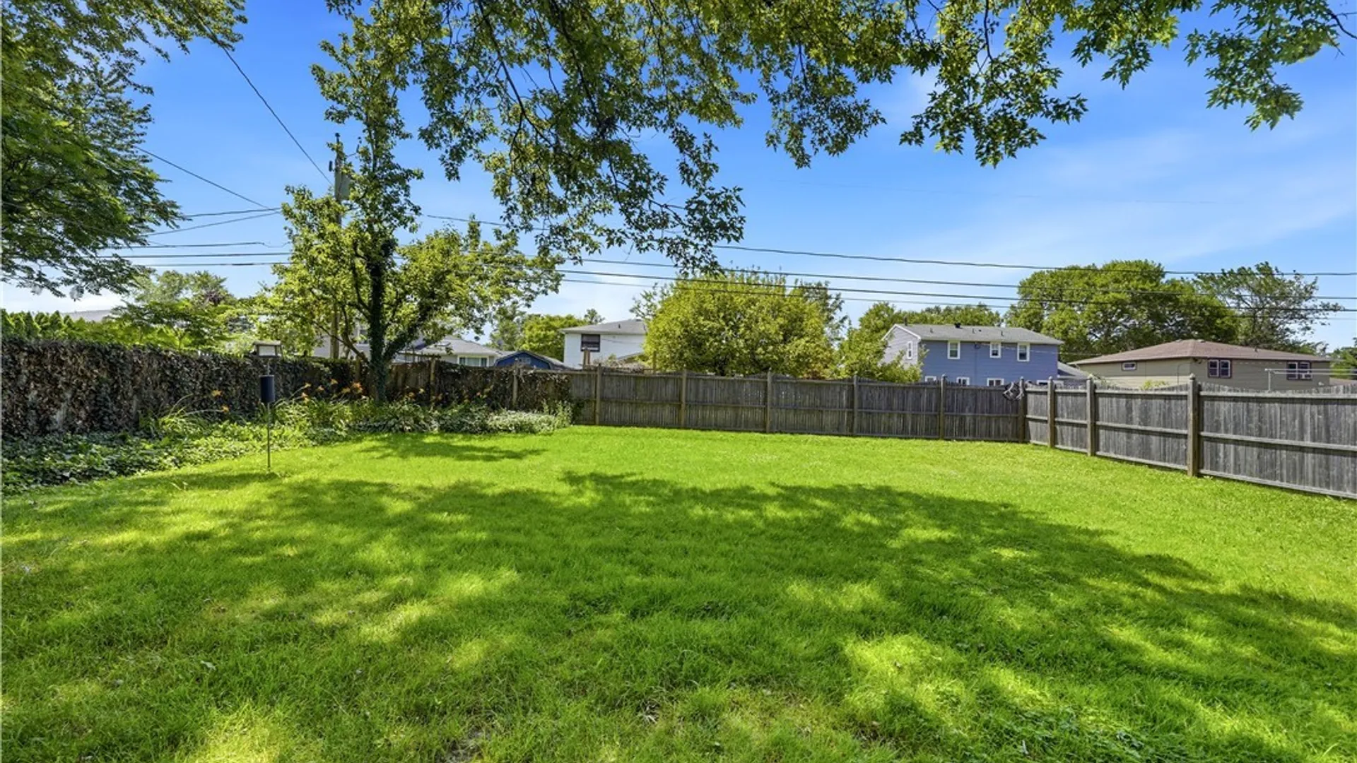Property at 308 Patrice Terrace, Amherst, NY 14221 5