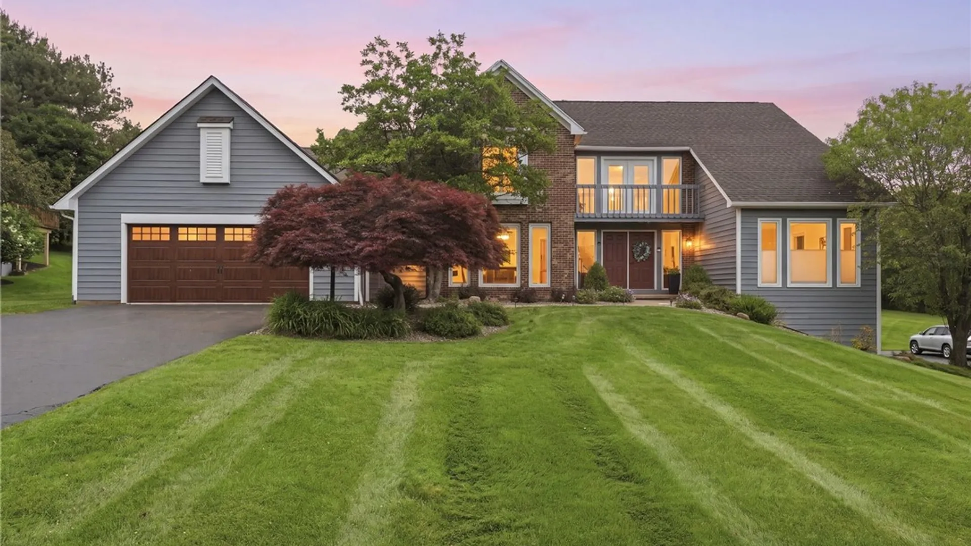 Property at 17 Lawton Drive, Pittsford, NY 14534 2