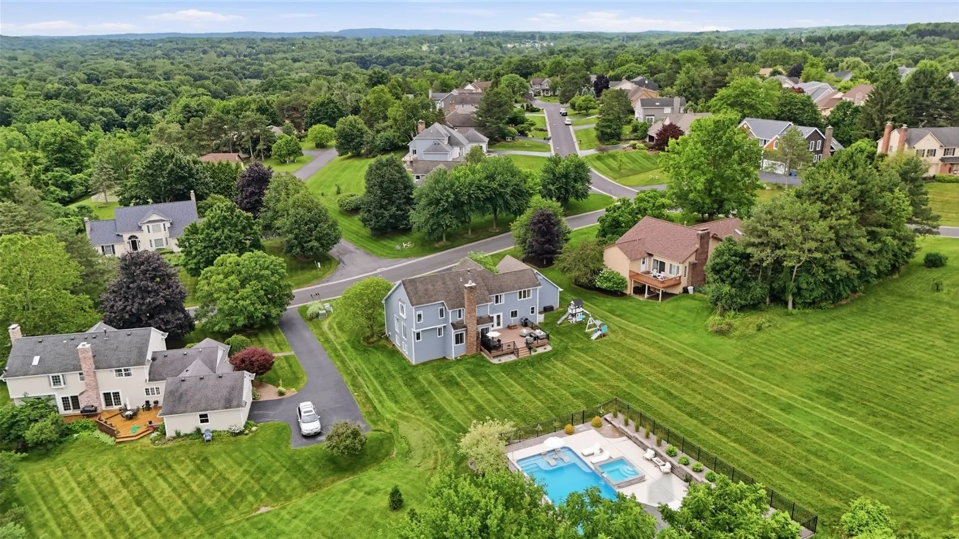 Property at 17 Lawton Drive, Pittsford, NY 14534 44