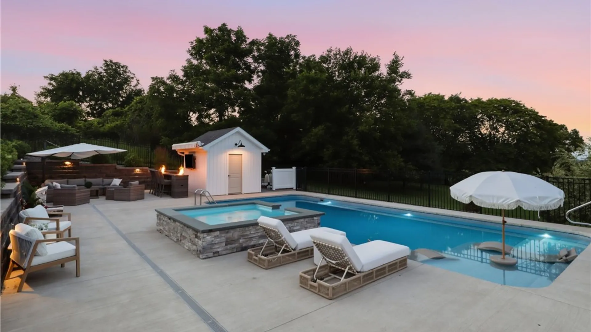 Property at 17 Lawton Drive, Pittsford, NY 14534 45