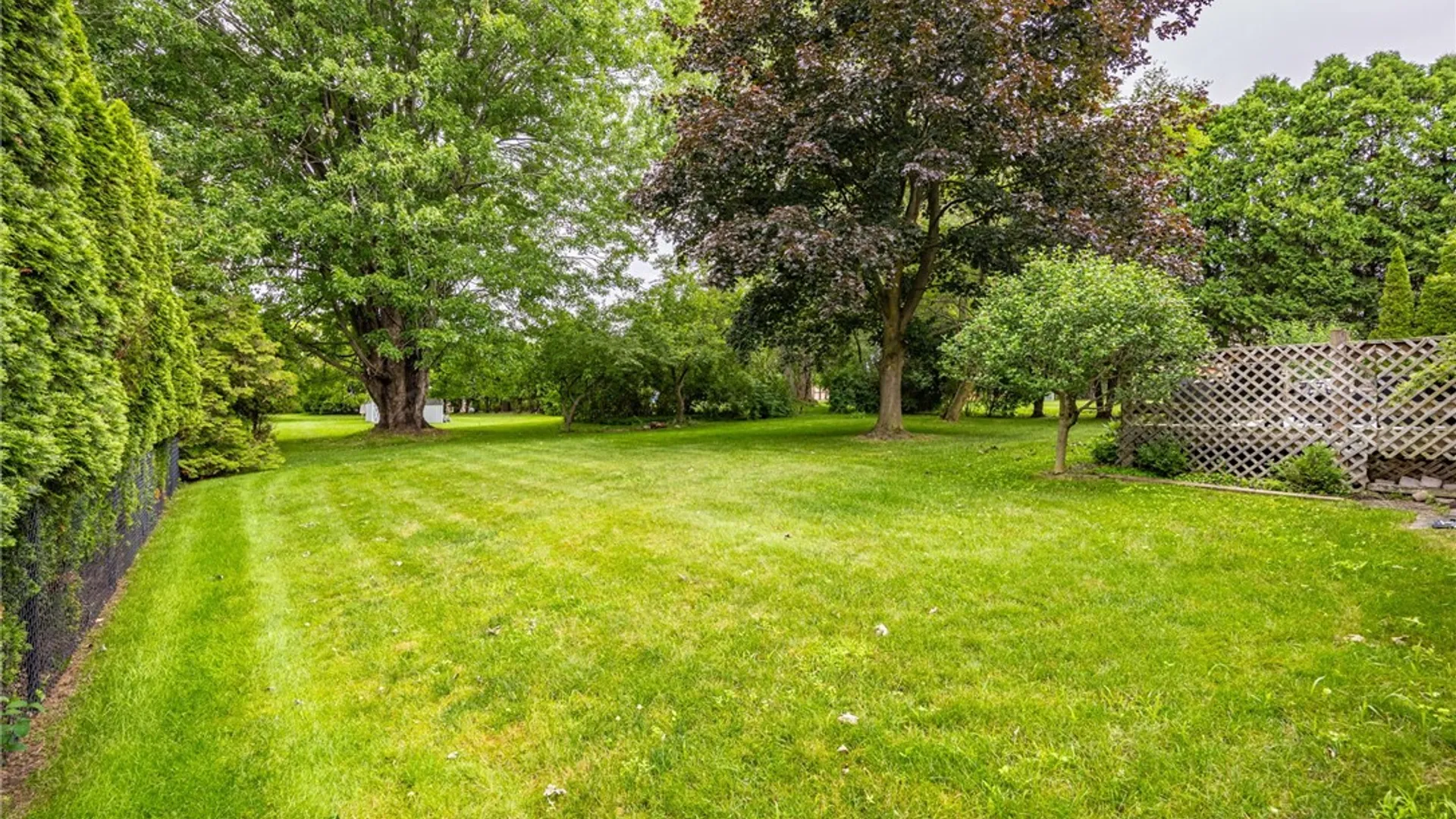 Property at 3 Random Knolls Drive, Penfield, NY 14526 10