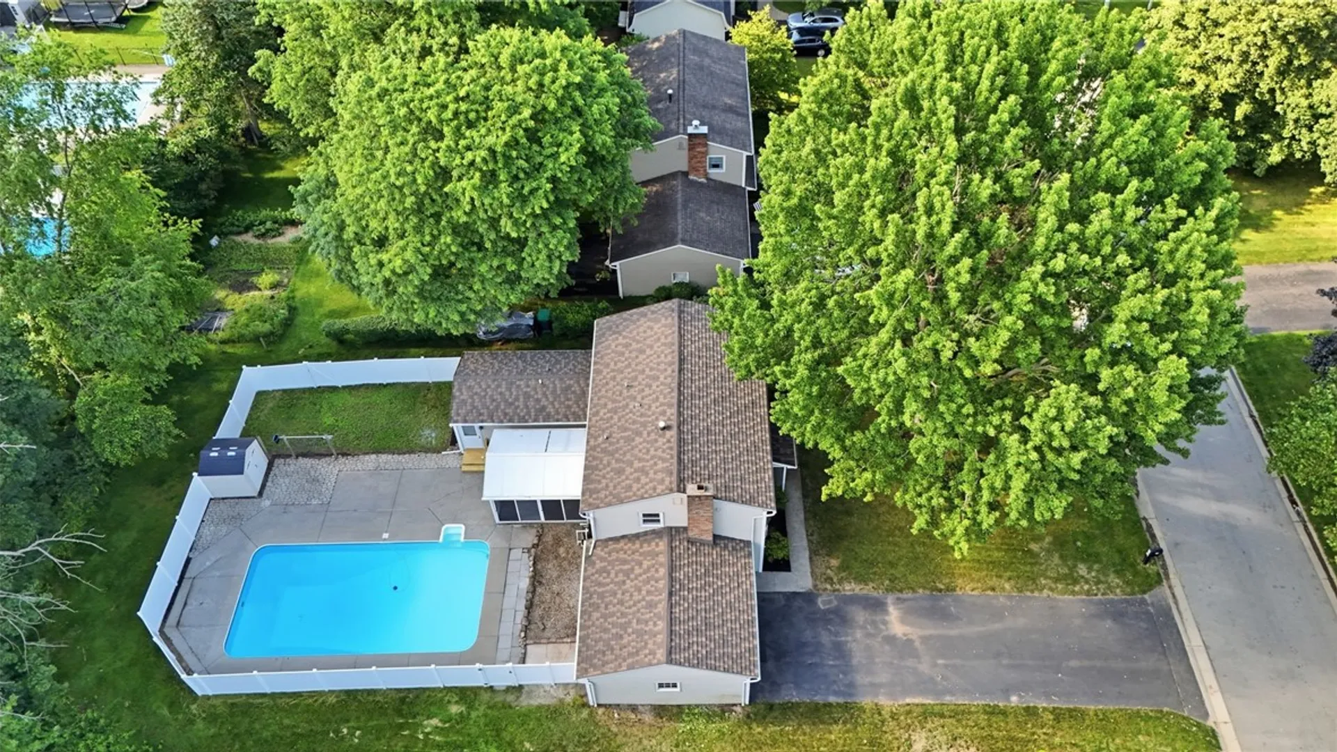 Property at 21 Squirrels Heath Road, Perinton, NY 14450 45