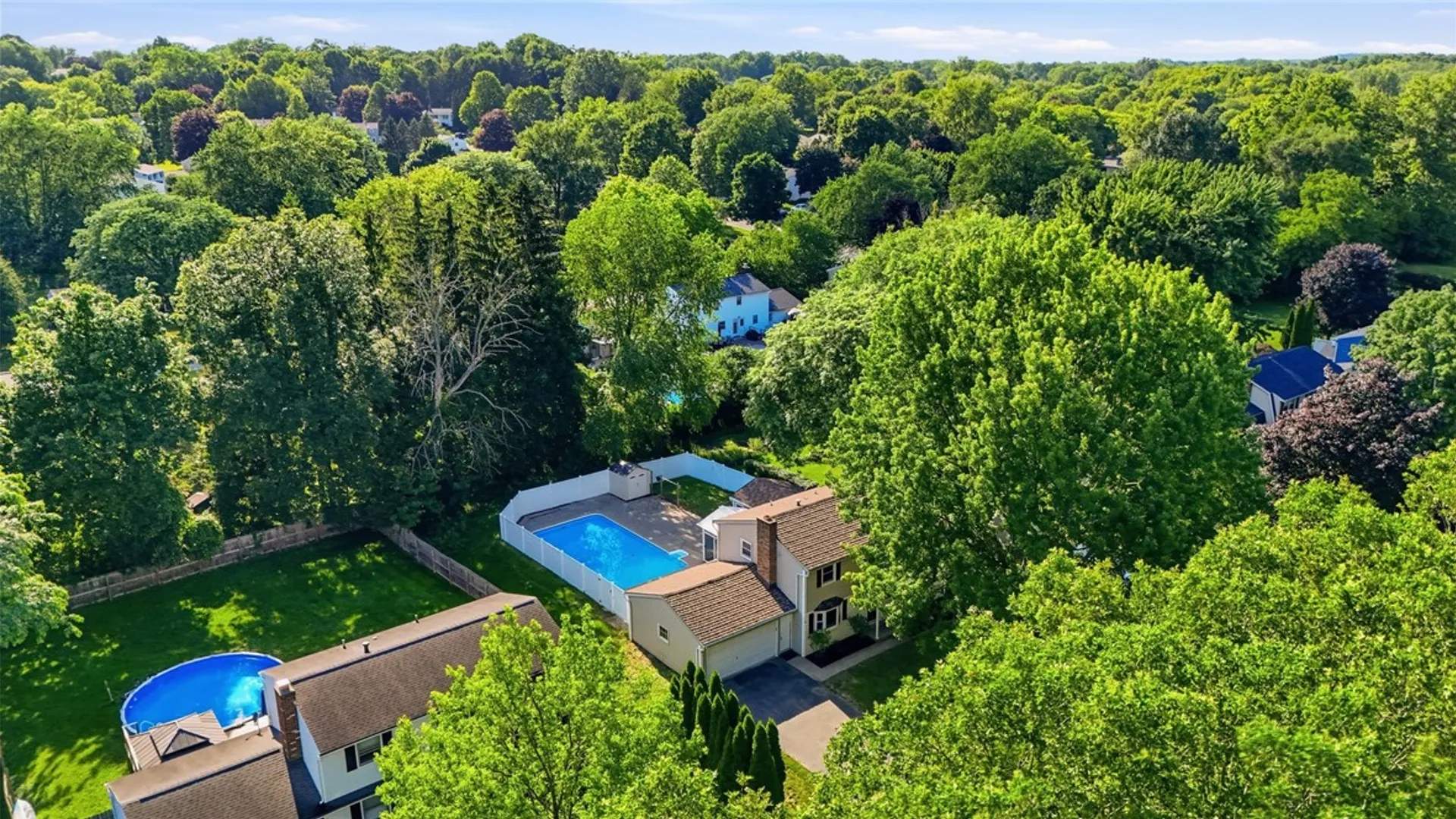 Property at 21 Squirrels Heath Road, Perinton, NY 14450 47