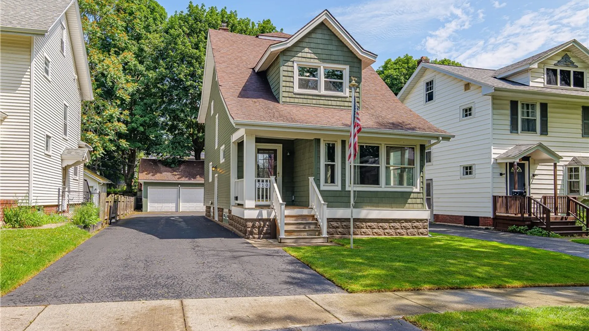 Property at 210 Laurelton Road, Irondequoit, NY 14609 2