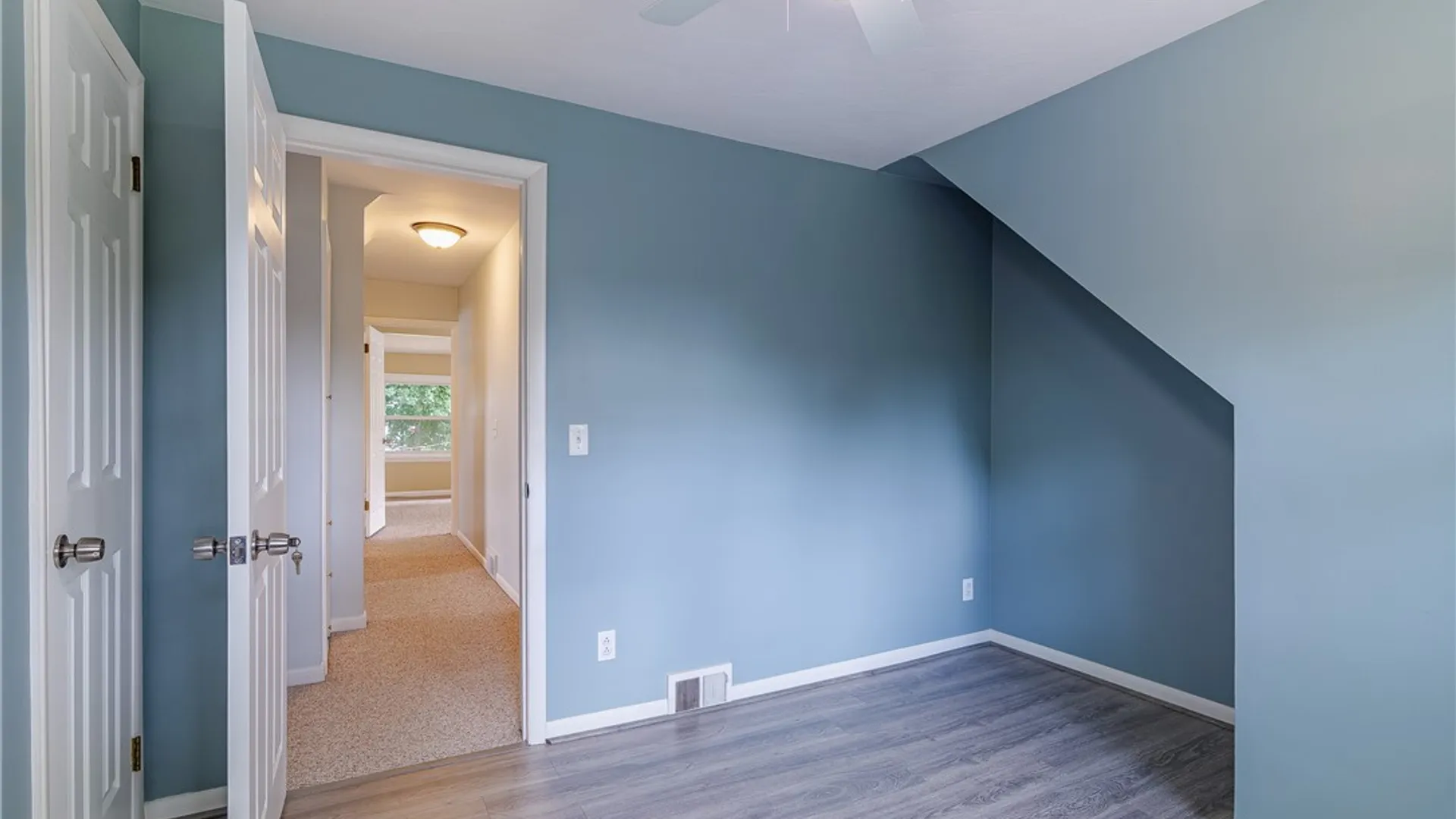 Property at 210 Laurelton Road, Irondequoit, NY 14609 32