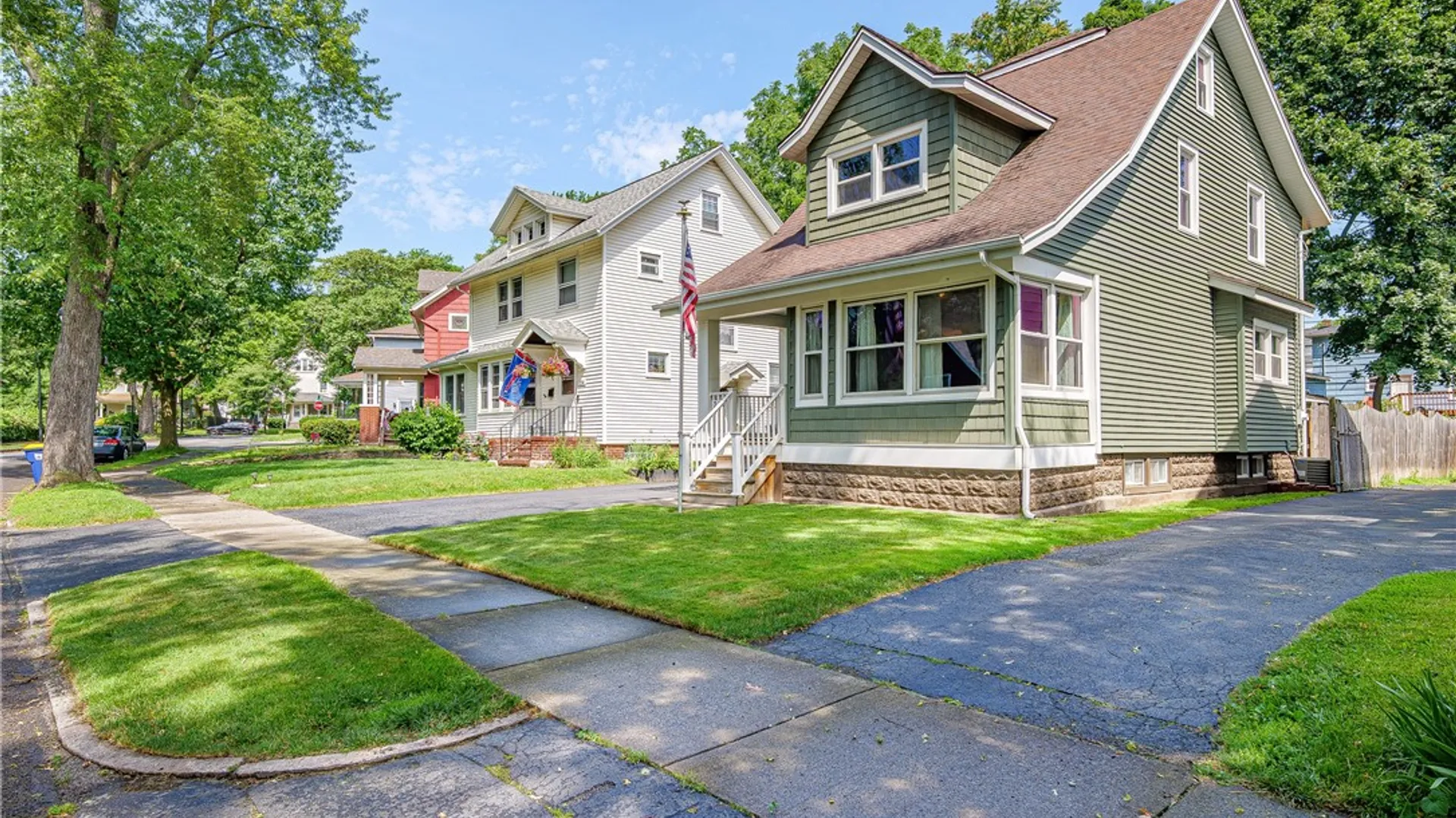 Property at 210 Laurelton Road, Irondequoit, NY 14609 47
