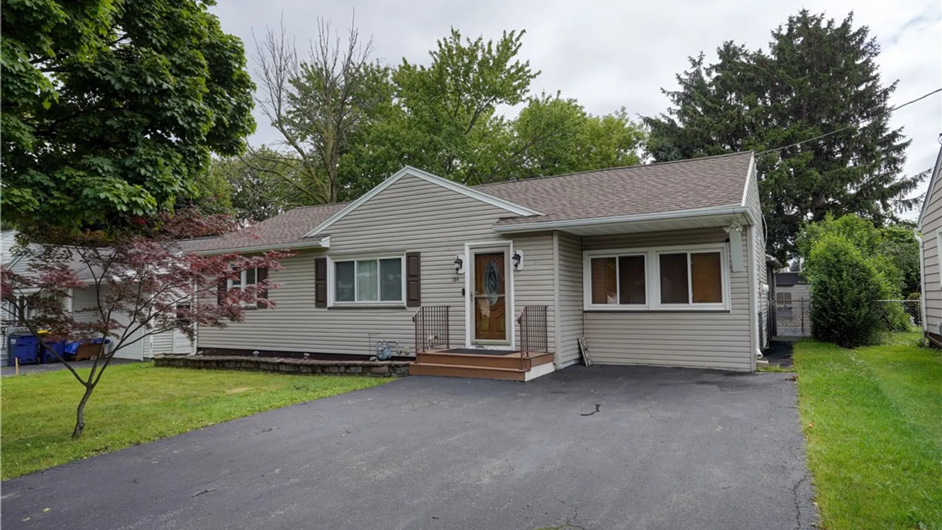 Property at 184 Bennett Avenue, Irondequoit, NY 14609 2