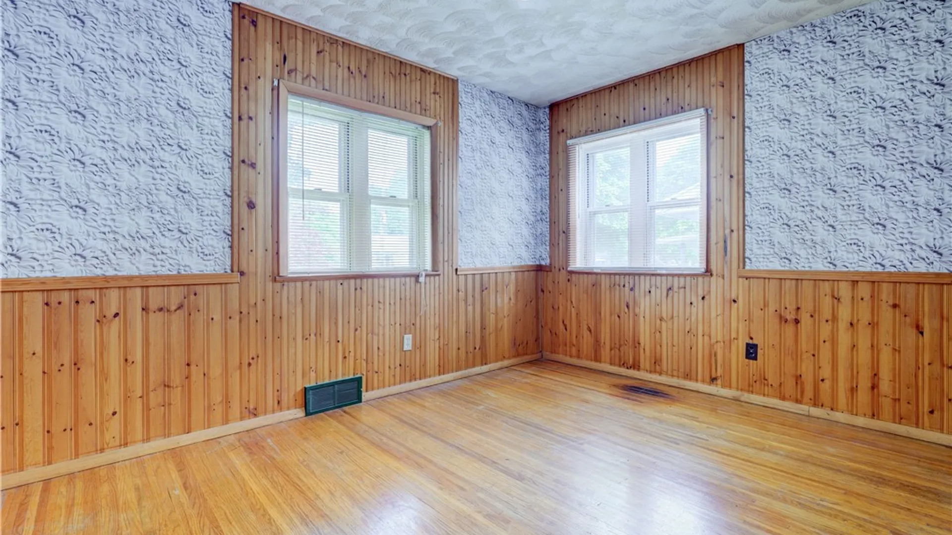 Property at 184 Bennett Avenue, Irondequoit, NY 14609 25