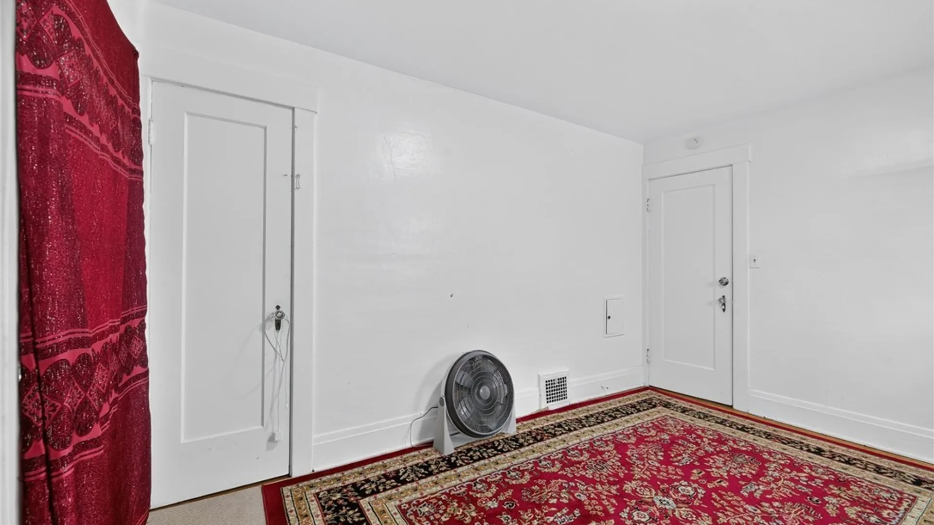 Property at 14 Saint James Road, Cheektowaga, NY 14225 18