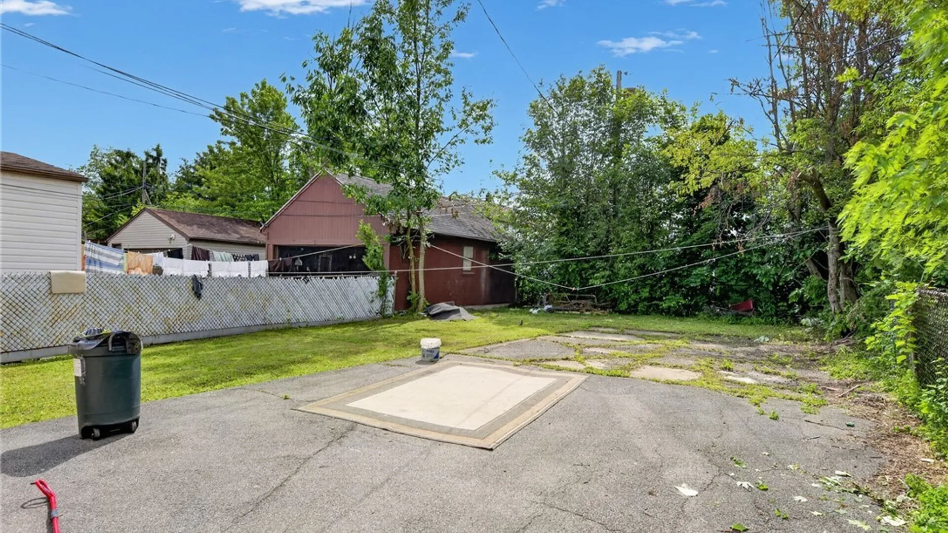 Property at 14 Saint James Road, Cheektowaga, NY 14225 44