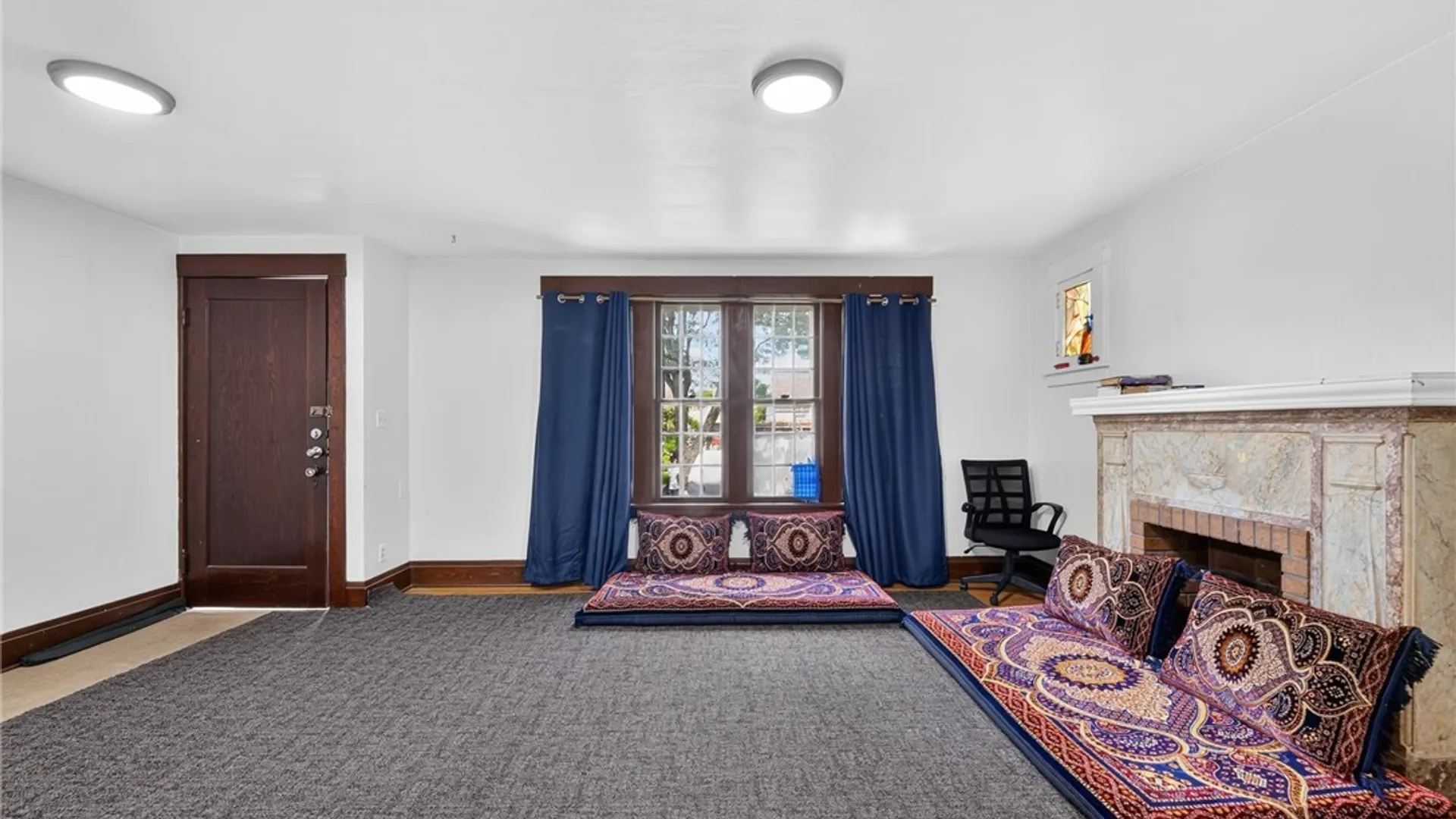 Property at 14 Saint James Road, Cheektowaga, NY 14225 9