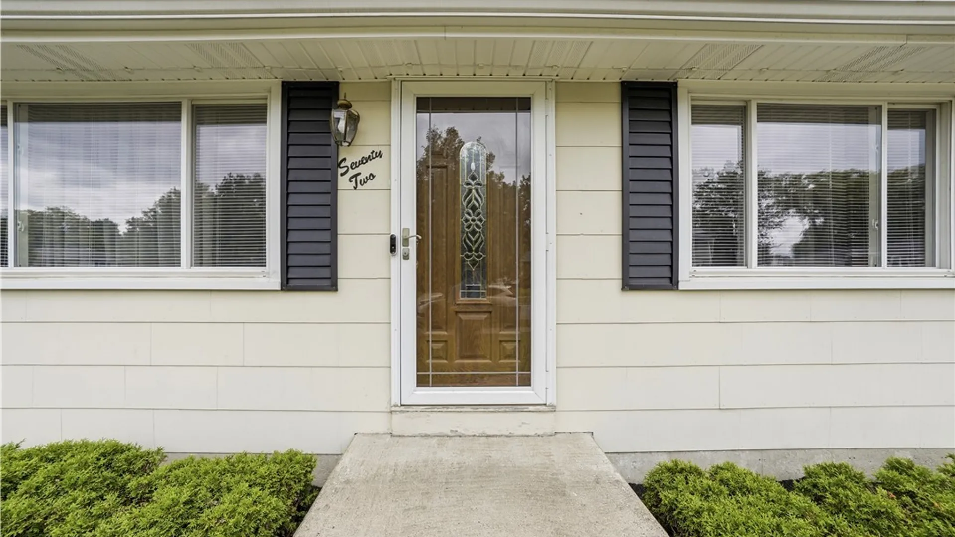 Property at 72 Greenmeadow Drive, West Seneca, NY 14224 50