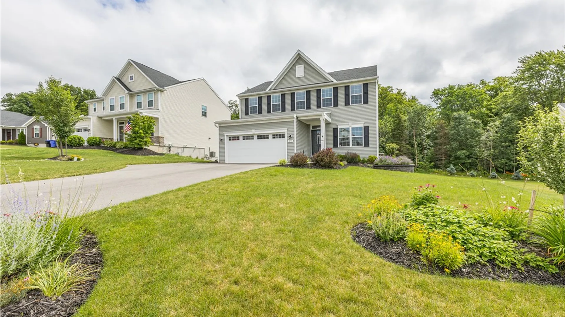 Property at 275 Turtle Run, Walworth, NY 14568 2