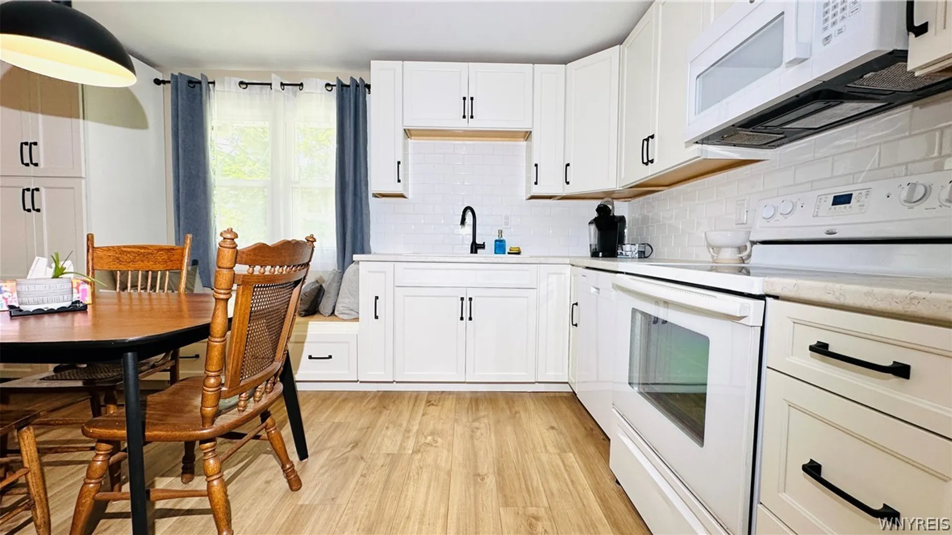 Property at 3402 Walnut Avenue, Niagara Falls, NY 14301 14