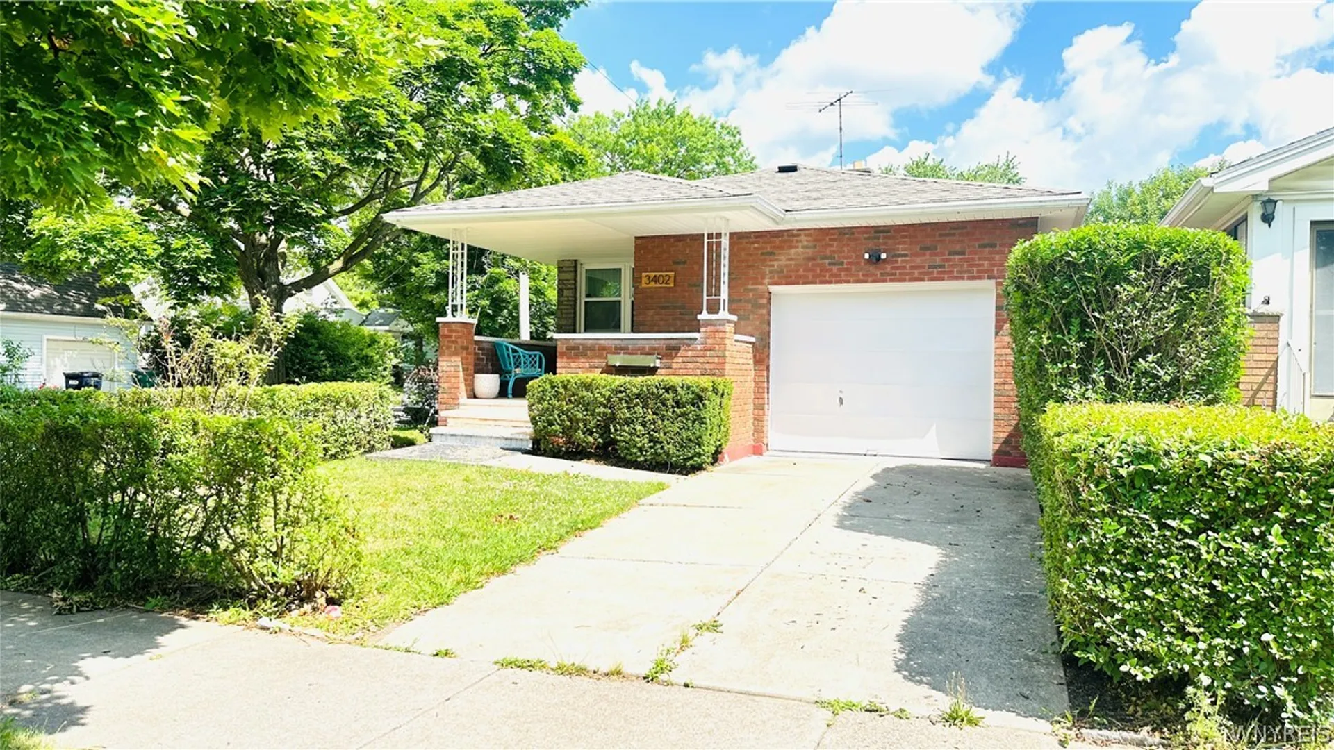 Property at 3402 Walnut Avenue, Niagara Falls, NY 14301 3