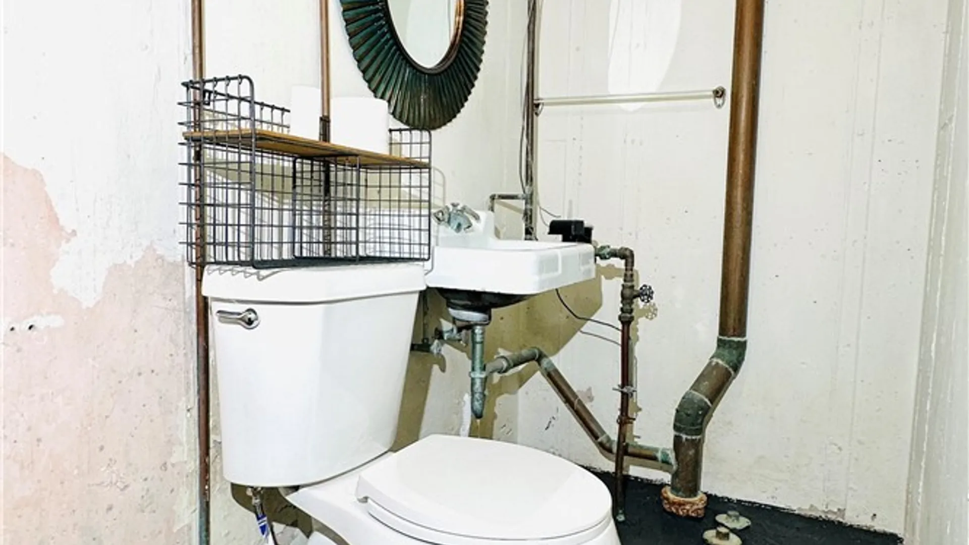 Property at 3402 Walnut Avenue, Niagara Falls, NY 14301 36