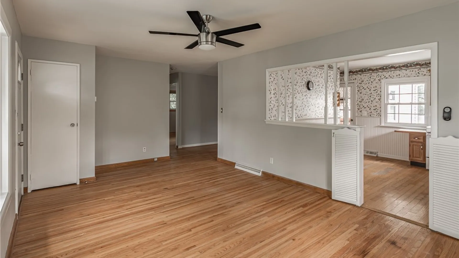 Property at 53 Follette Lane, Tonawanda, NY 14150 15