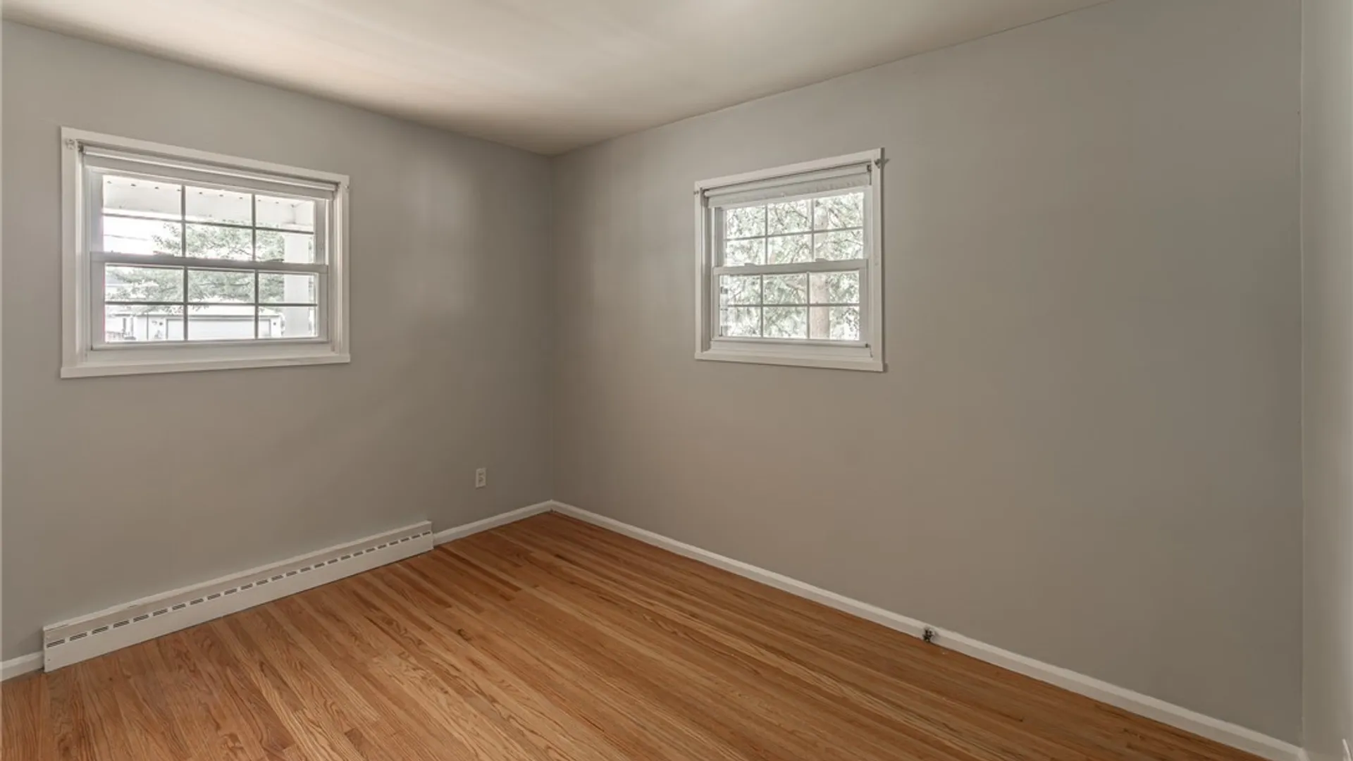 Property at 53 Follette Lane, Tonawanda, NY 14150 33