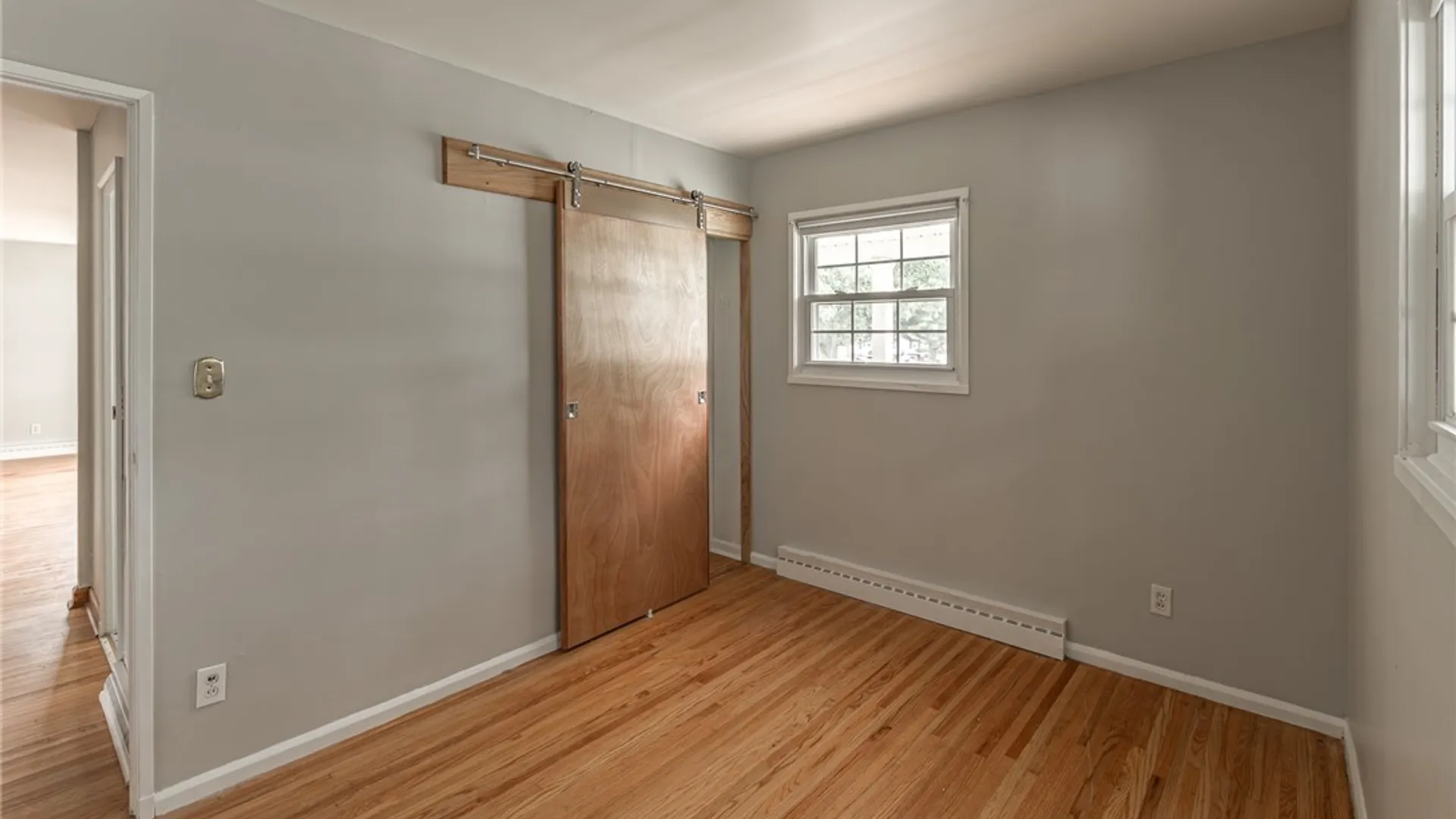 Property at 53 Follette Lane, Tonawanda, NY 14150 34