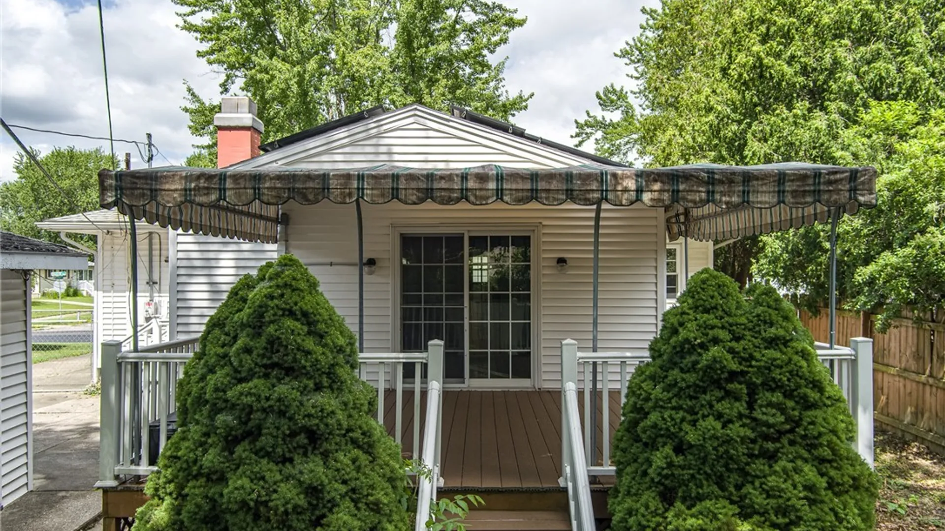 Property at 53 Follette Lane, Tonawanda, NY 14150 4
