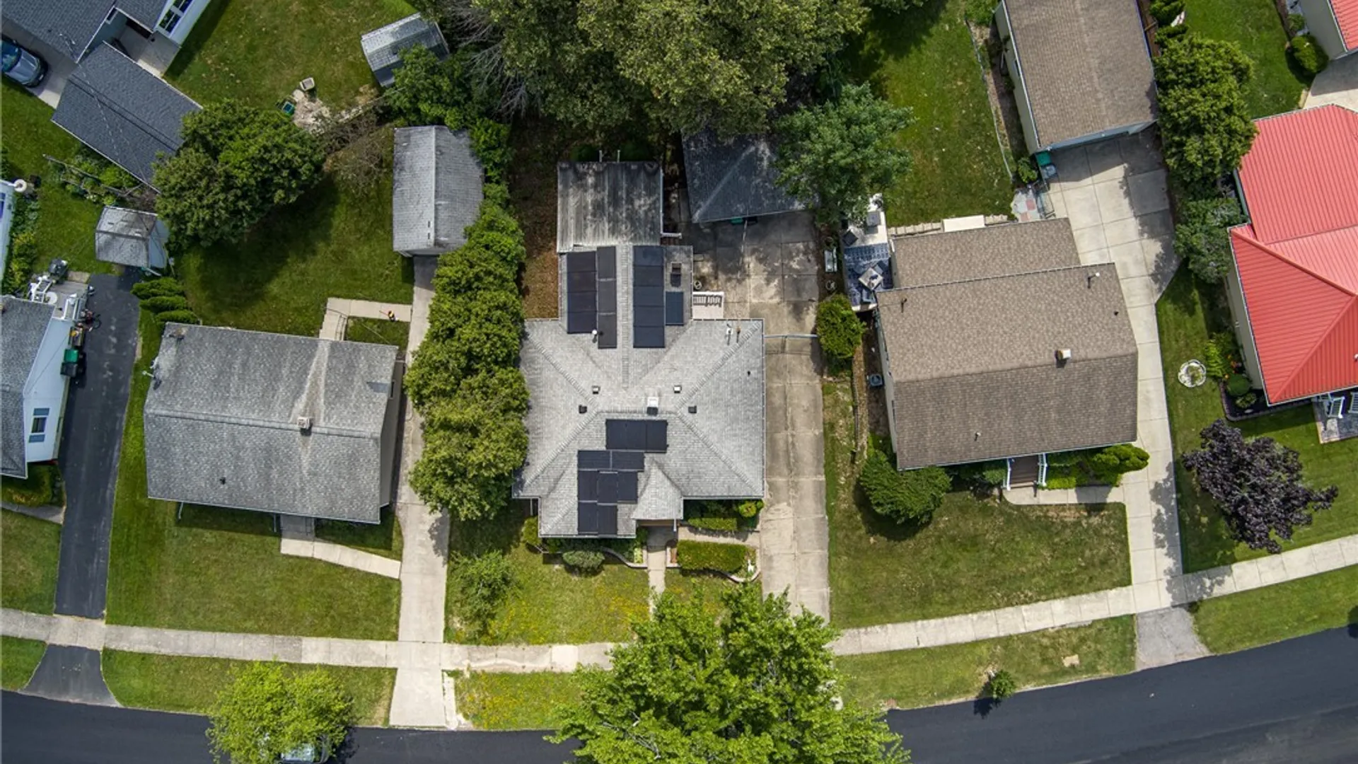 Property at 53 Follette Lane, Tonawanda, NY 14150 6