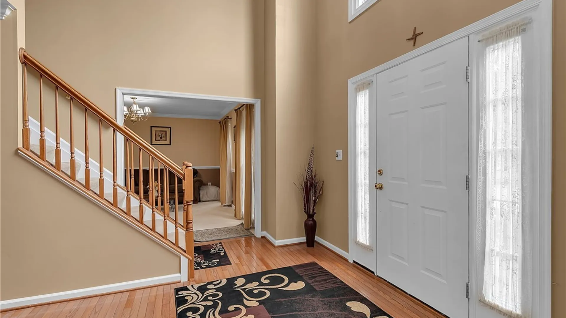 Property at 41 Creekwood Drive, Lancaster, NY 14086 6
