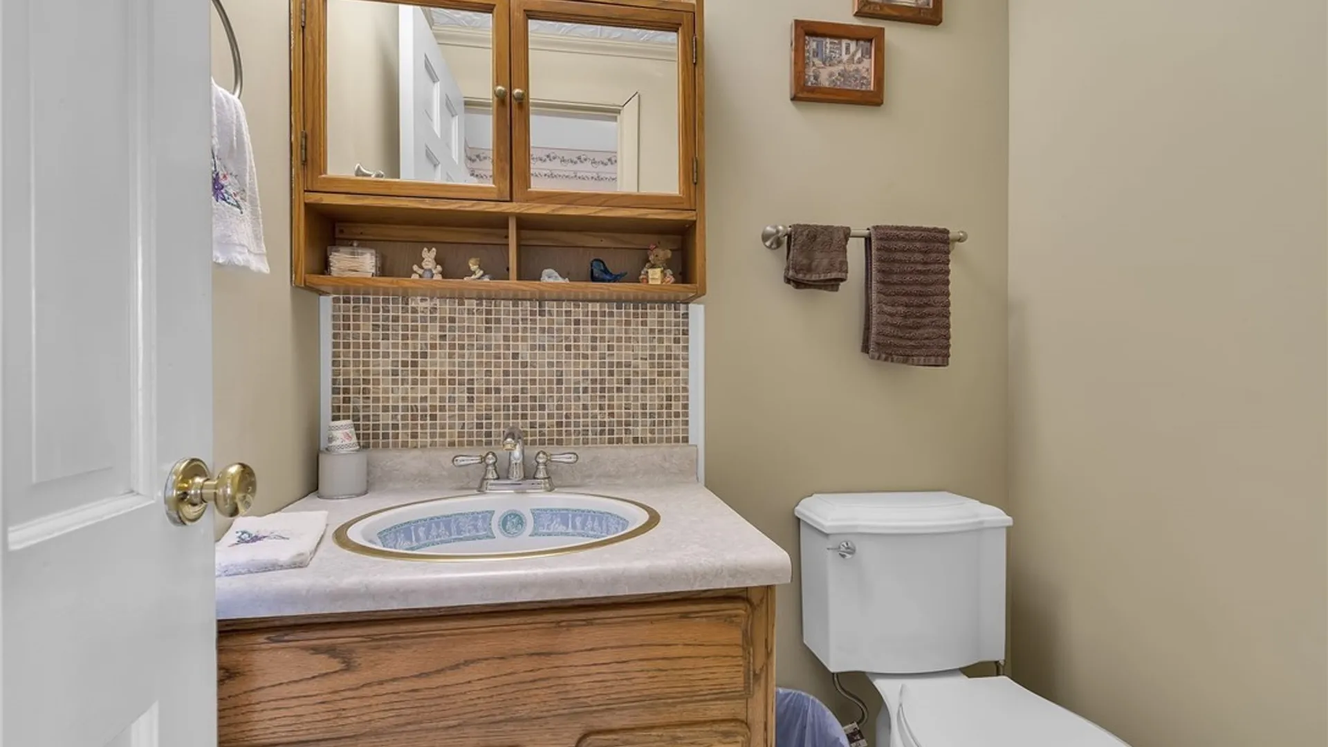 Property at 76 Villa Maria Road, West Seneca, NY 14224 26