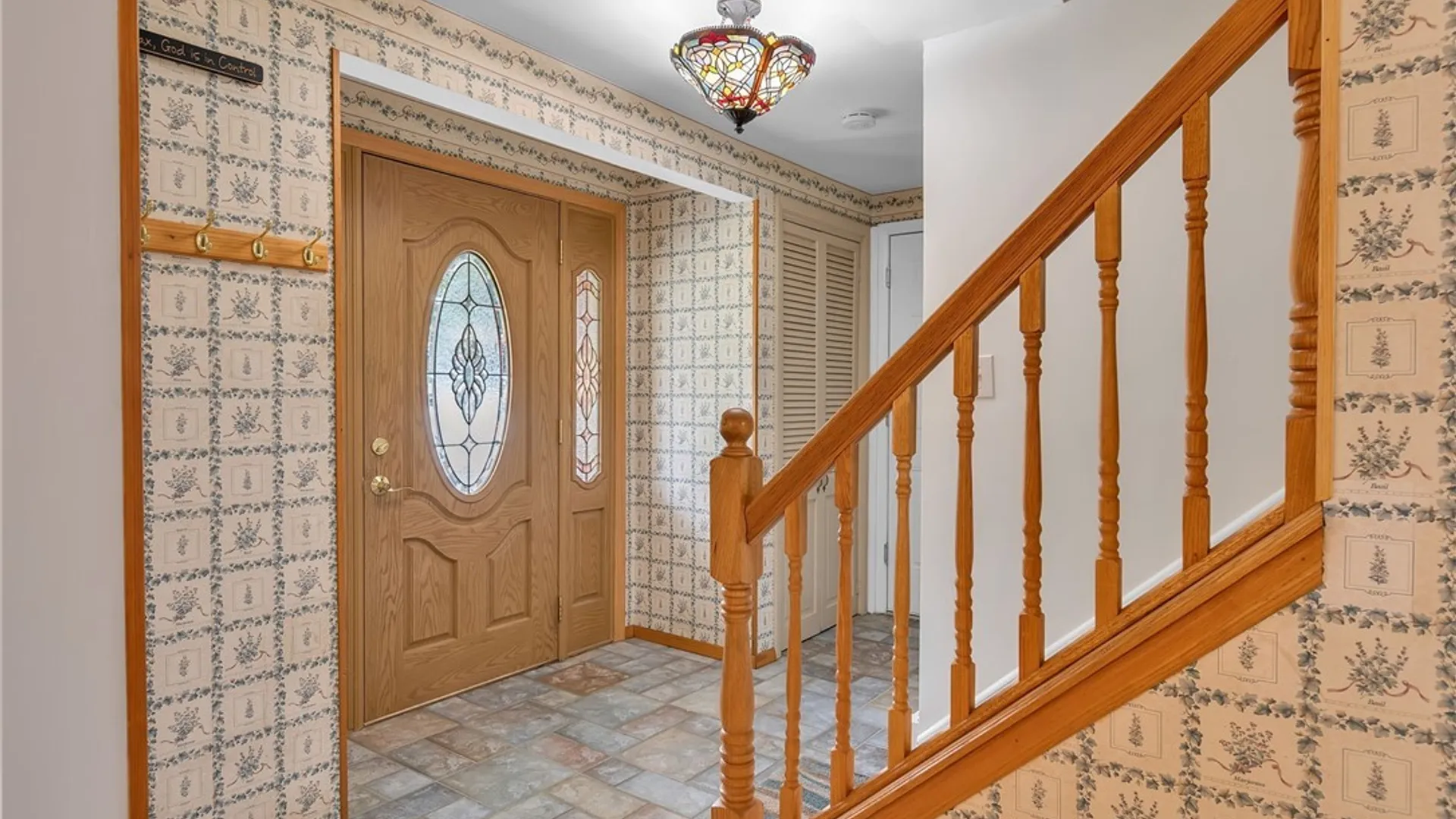 Property at 76 Villa Maria Road, West Seneca, NY 14224 6