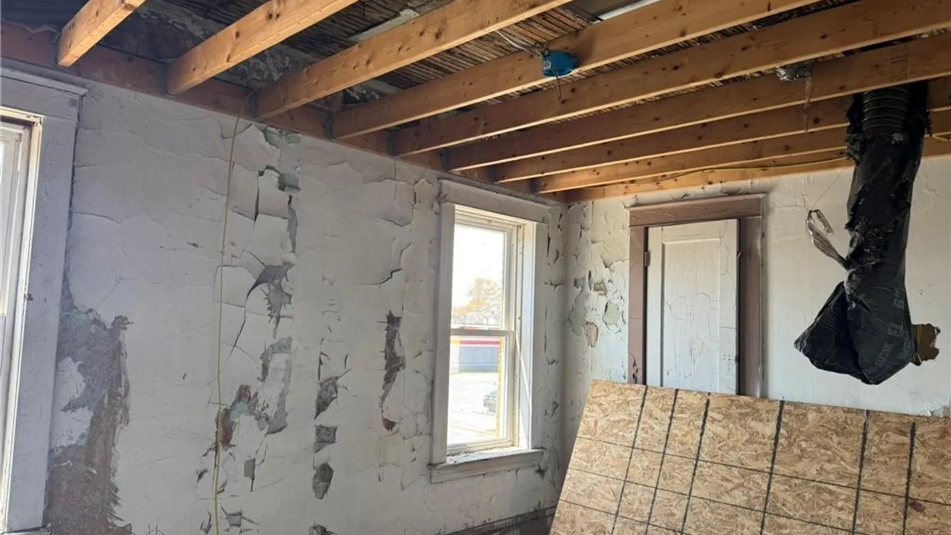 Property at 2901 Pine Avenue, Niagara Falls, NY 14301 5
