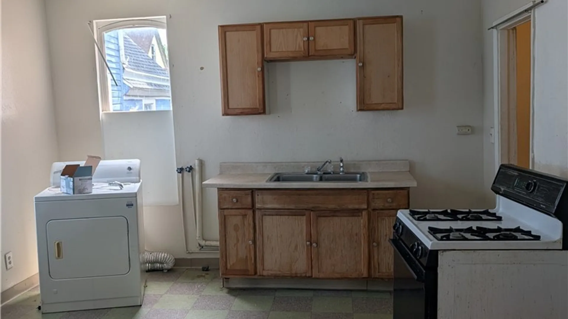 Property at 509 Dodge Street, Buffalo, NY 14208 2