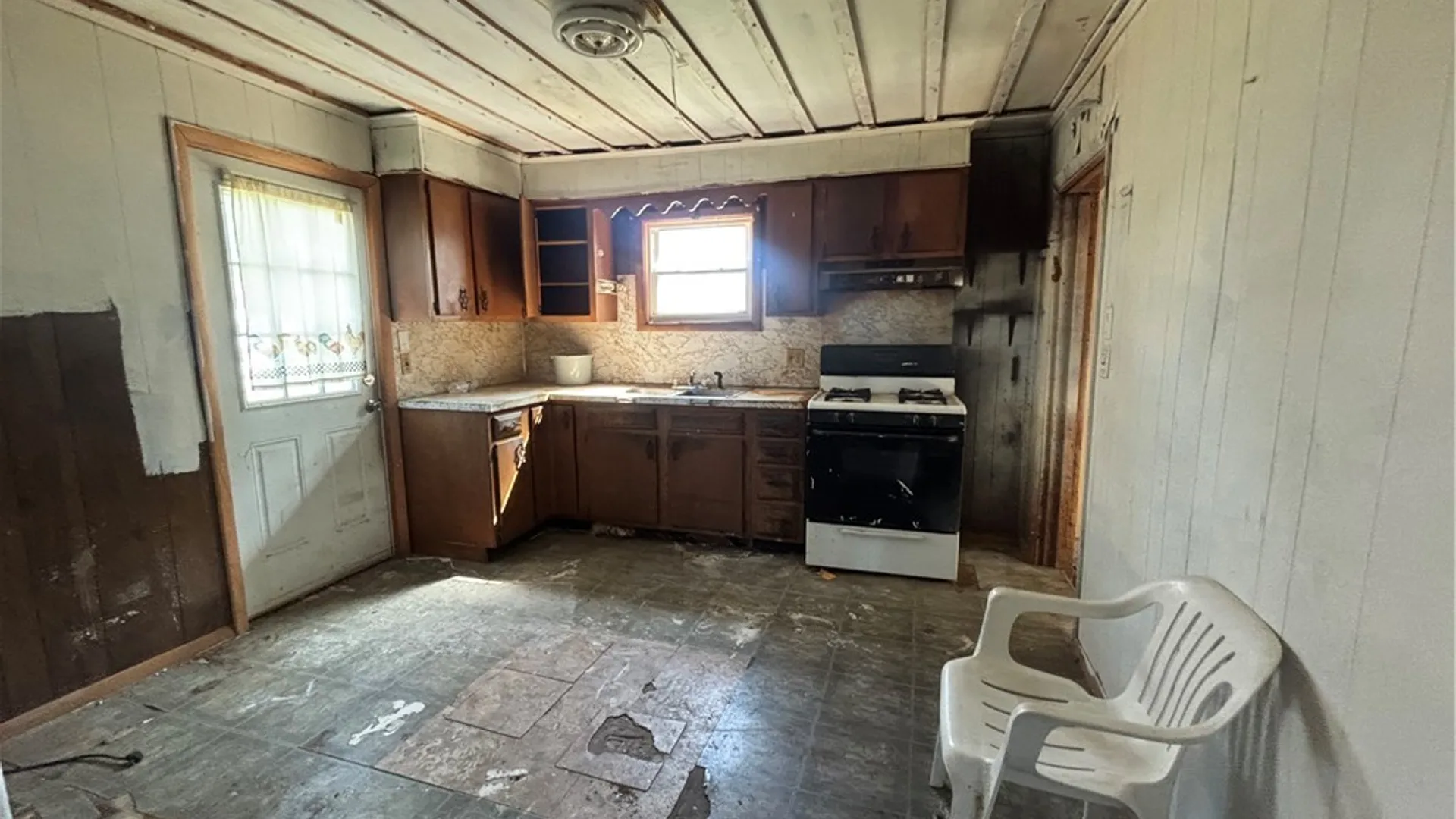 Property at 211 E Whitesboro Street, Rome, NY 13440 10