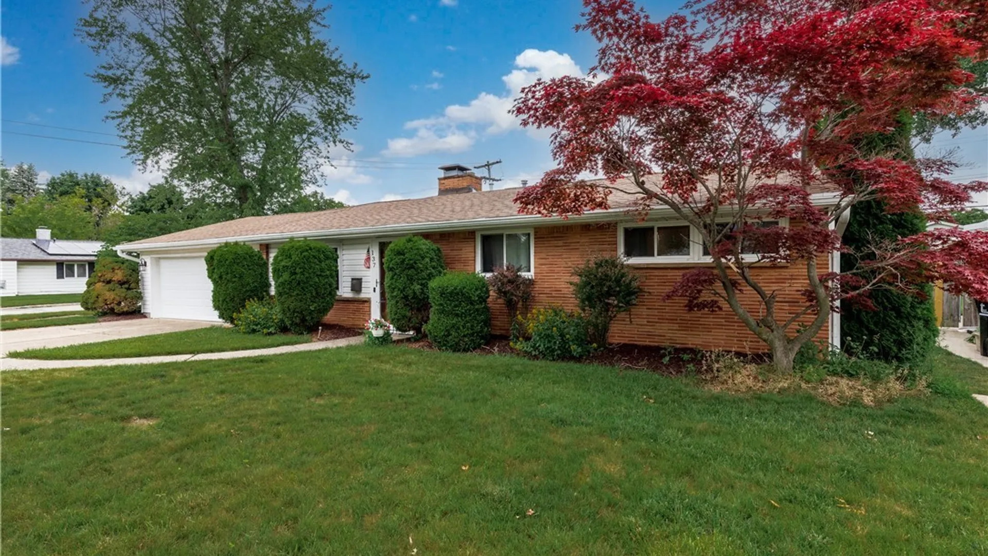 Property at 137 Burnside Drive, Tonawanda, NY 14150 2