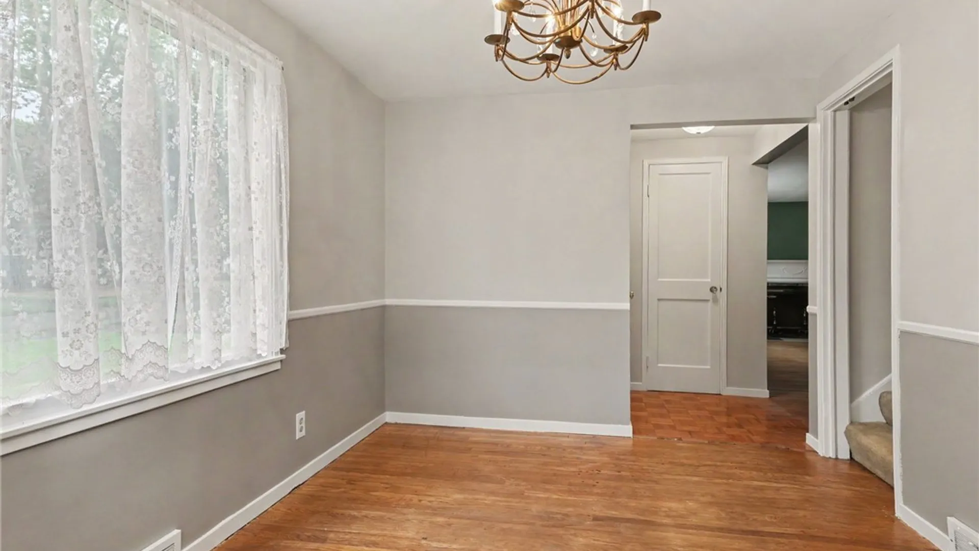 Property at 765 S Grosvenor Road, Brighton, NY 14618 11