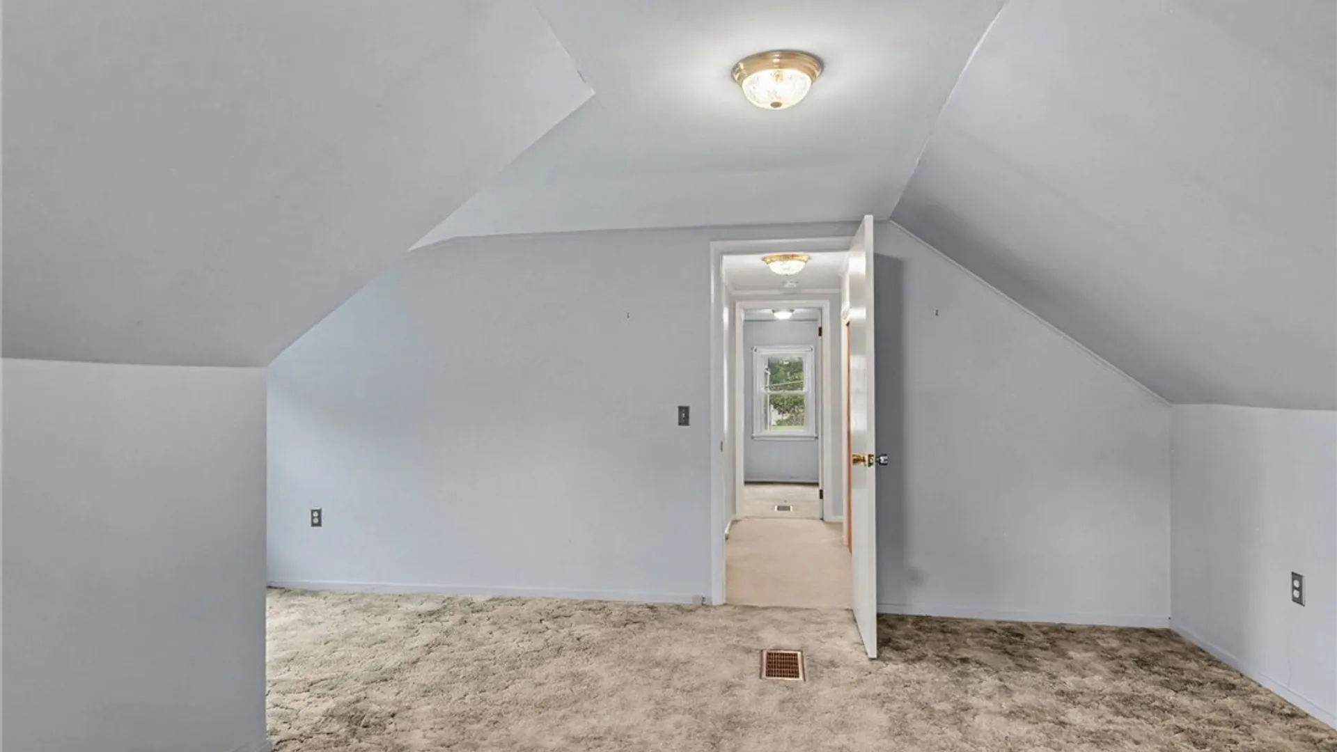 Property at 765 S Grosvenor Road, Brighton, NY 14618 21