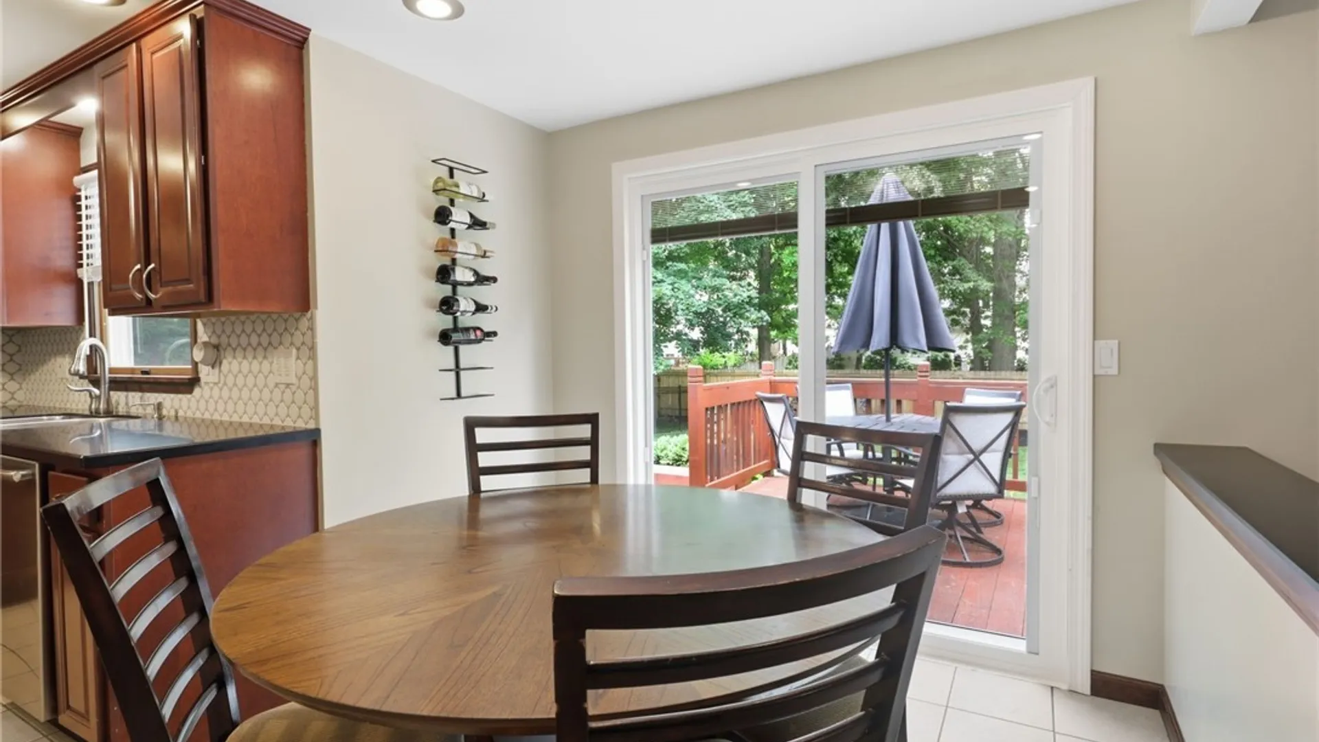 Property at 192 Greengage Circle, Amherst, NY 14051 15