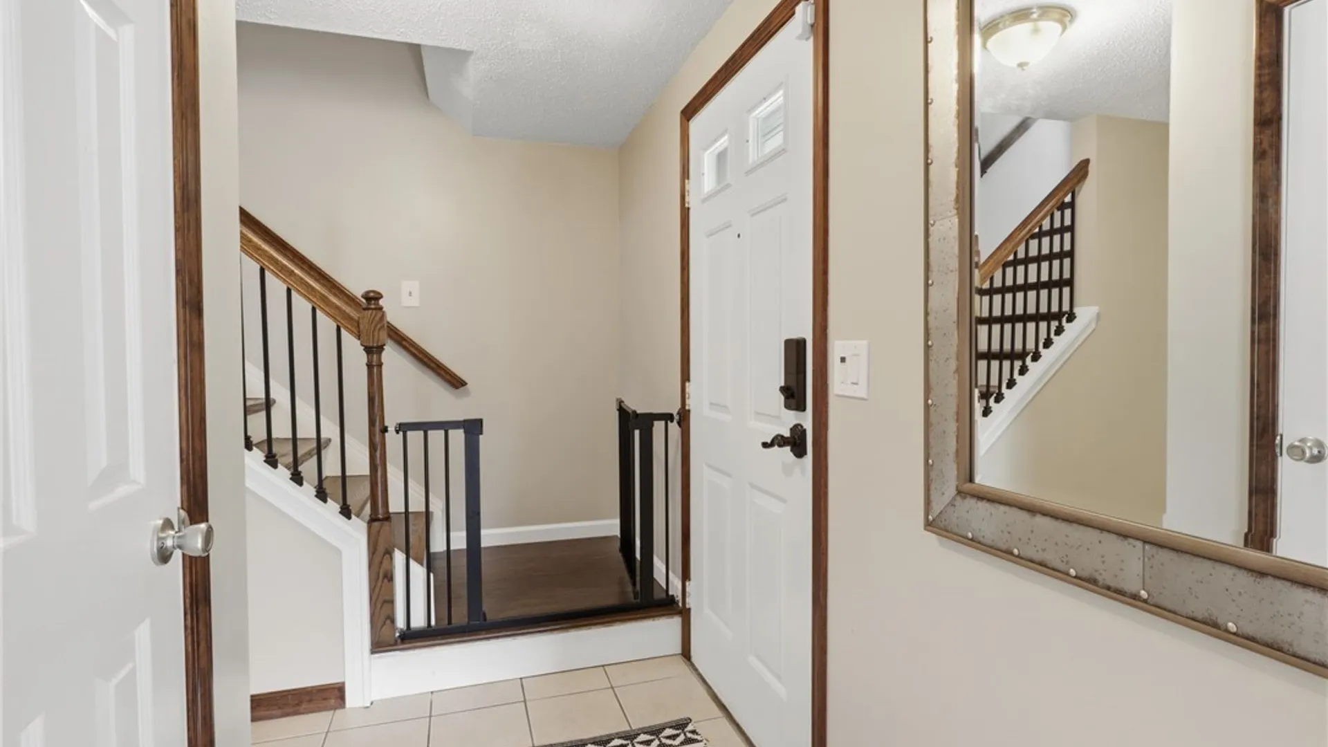 Property at 192 Greengage Circle, Amherst, NY 14051 21